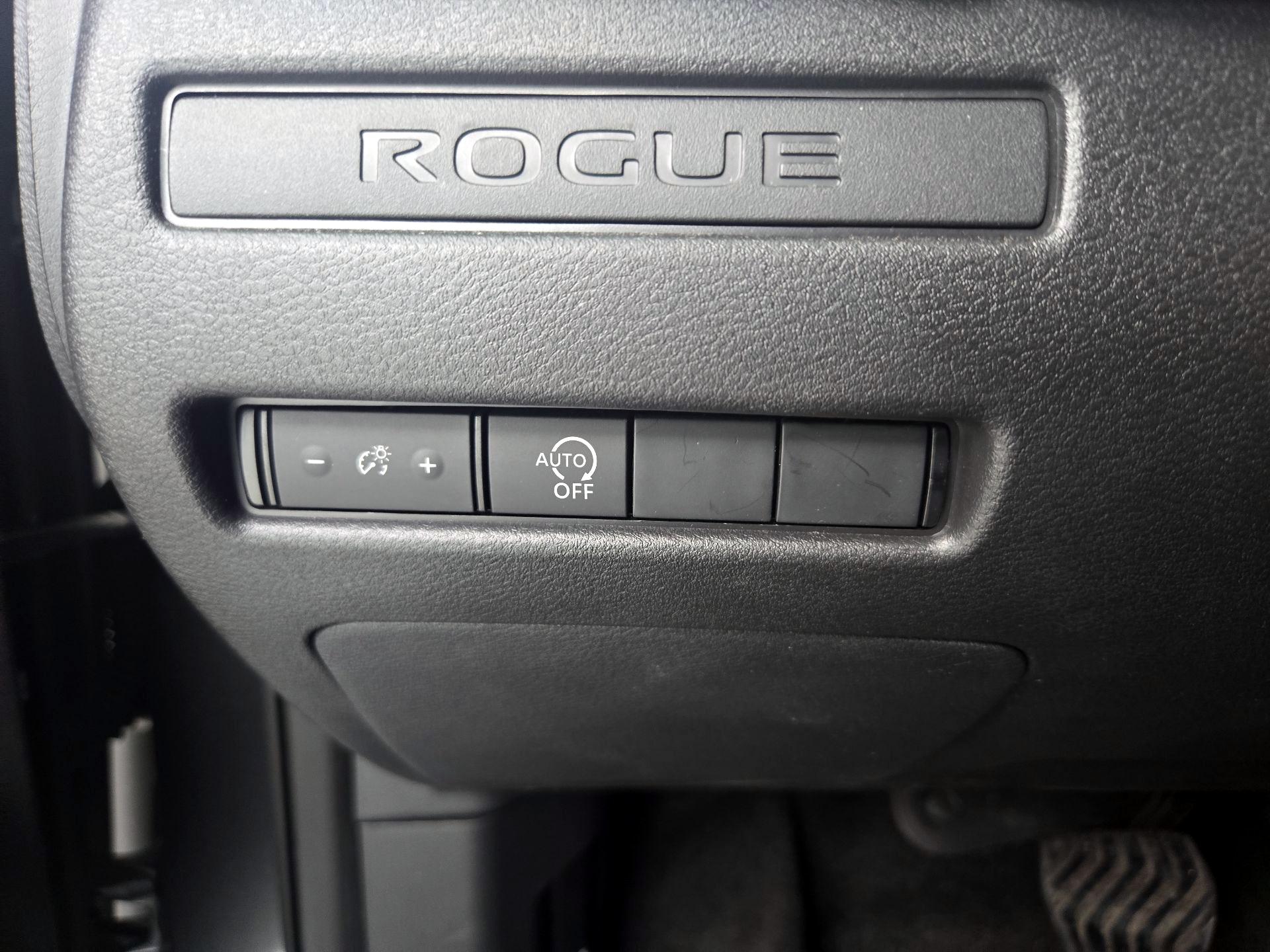 Thumbnail: 2023 Nissan Rogue - 13