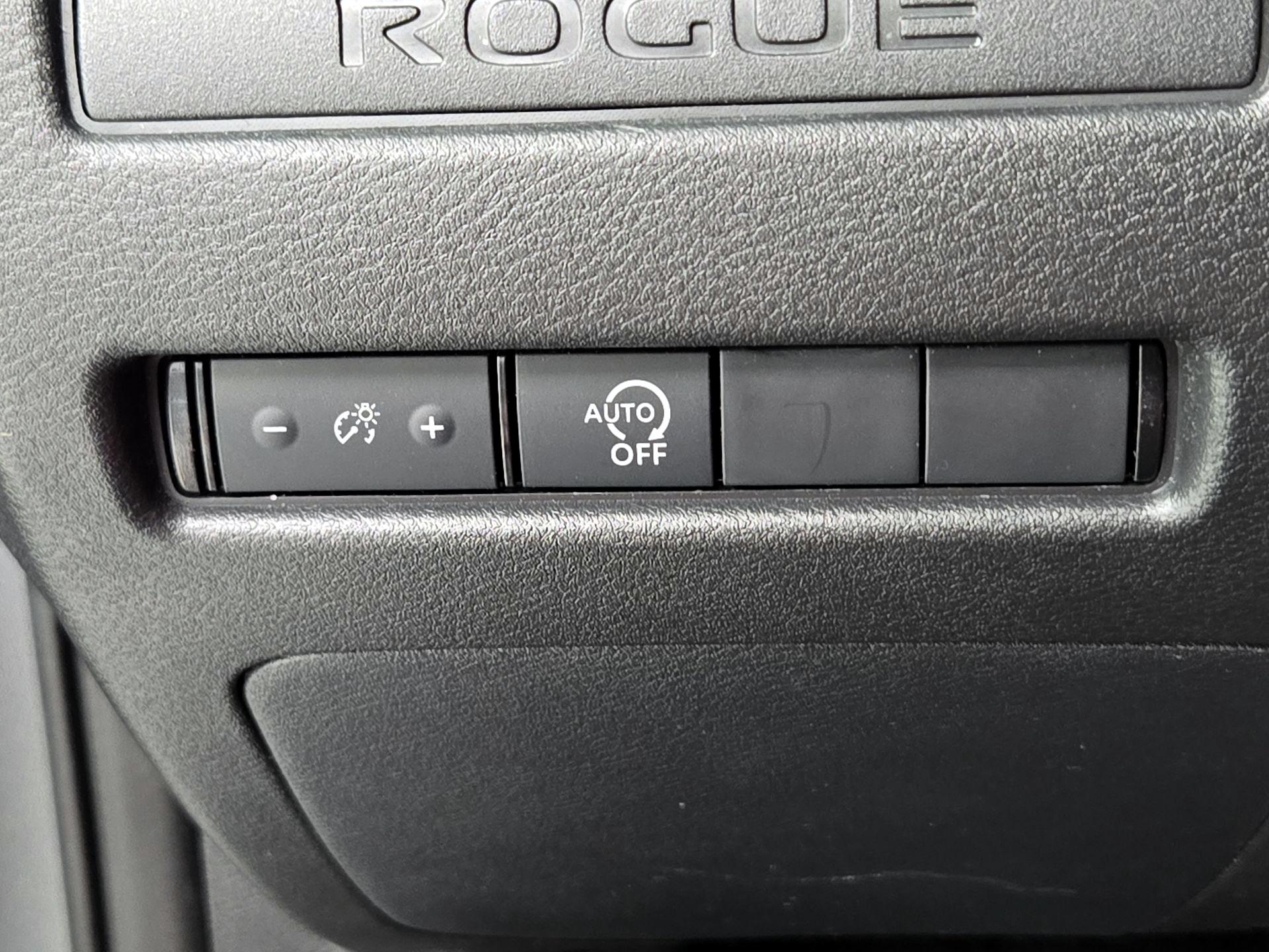 Thumbnail: 2023 Nissan Rogue - 13