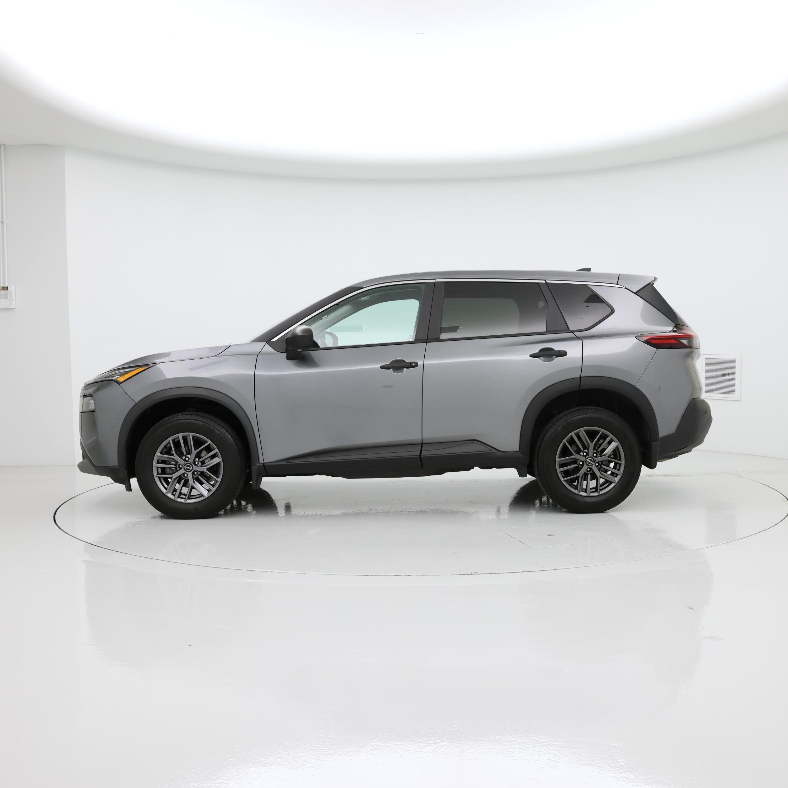 Thumbnail: 2023 Nissan Rogue - 3