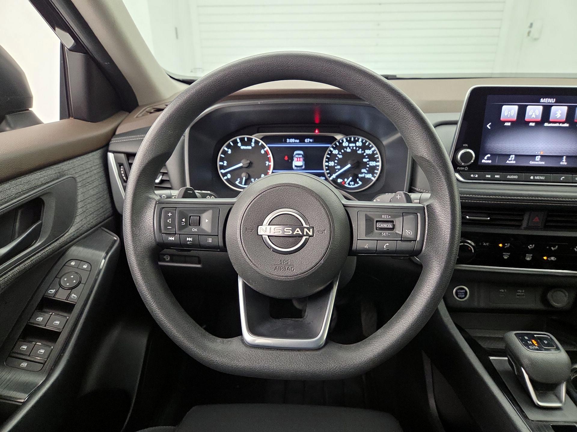 Thumbnail: 2023 Nissan Rogue - 10