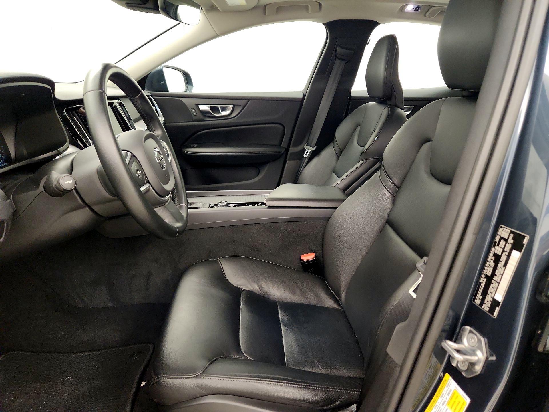 Thumbnail: 2020 Volvo S60 - 11