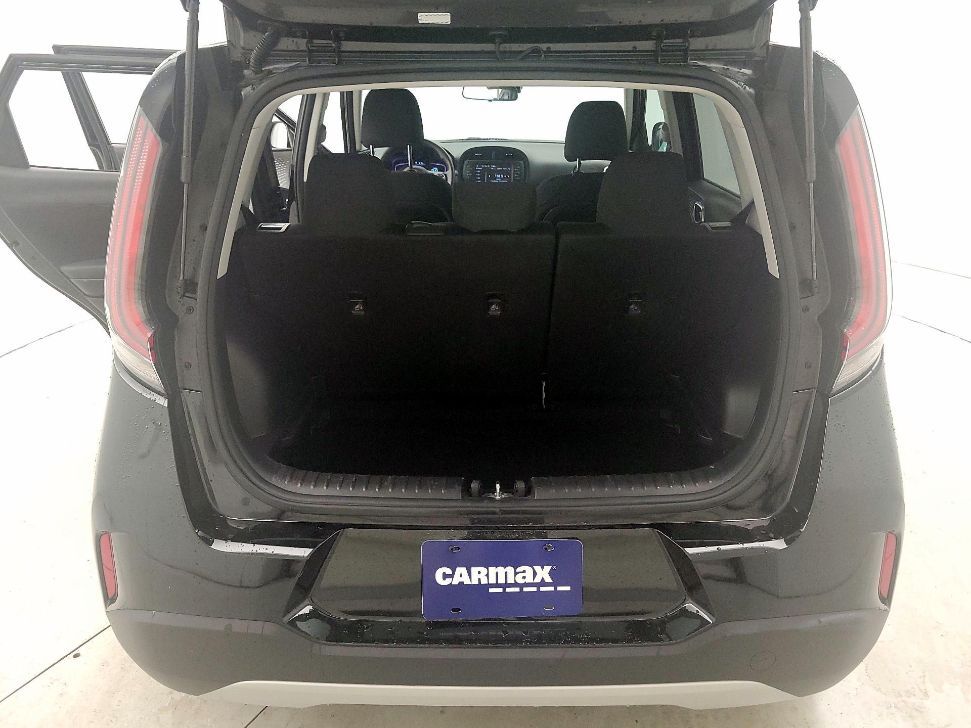 Thumbnail: 2023 Kia Soul - 18