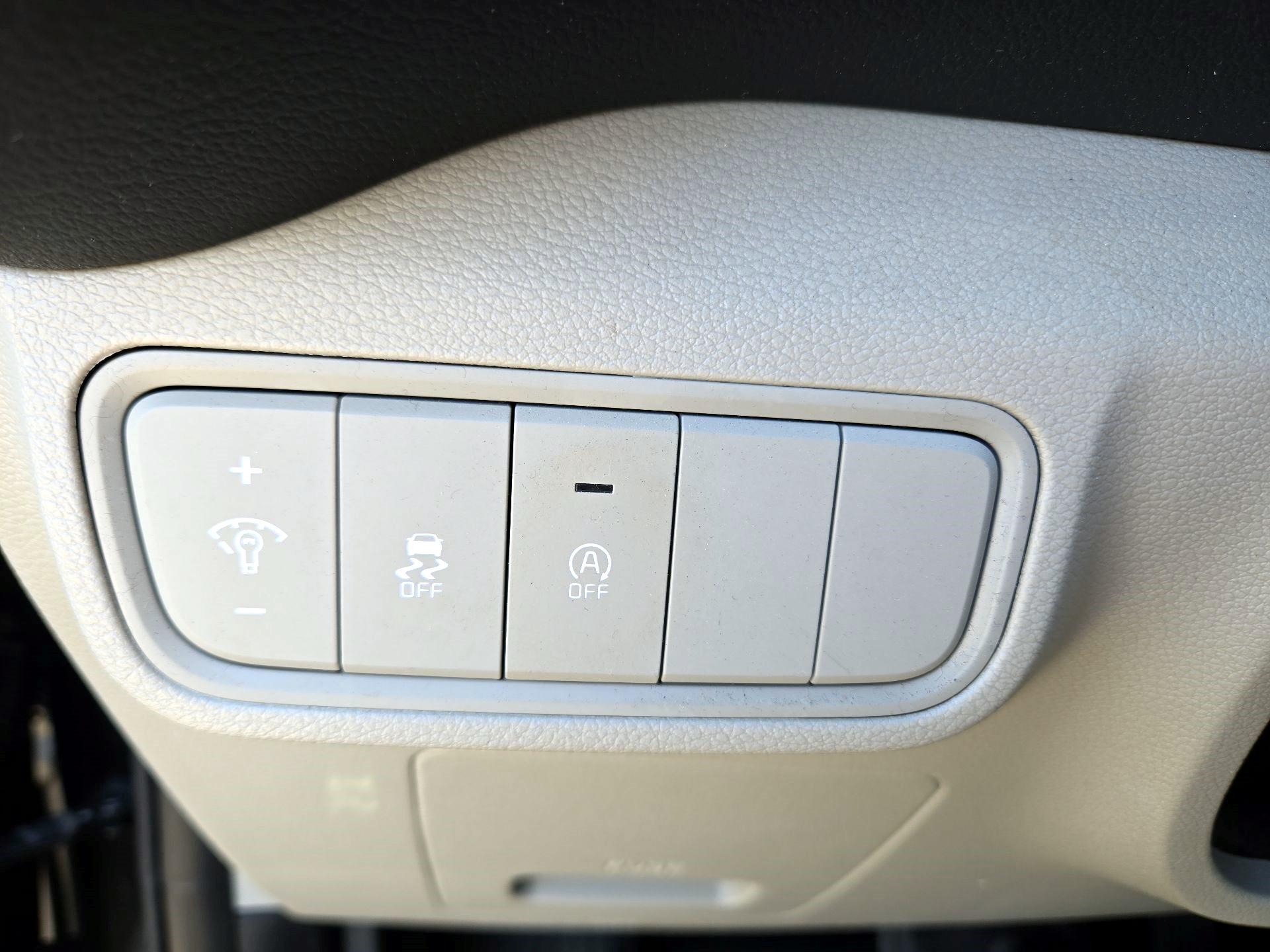 Thumbnail: 2023 Kia Soul - 11