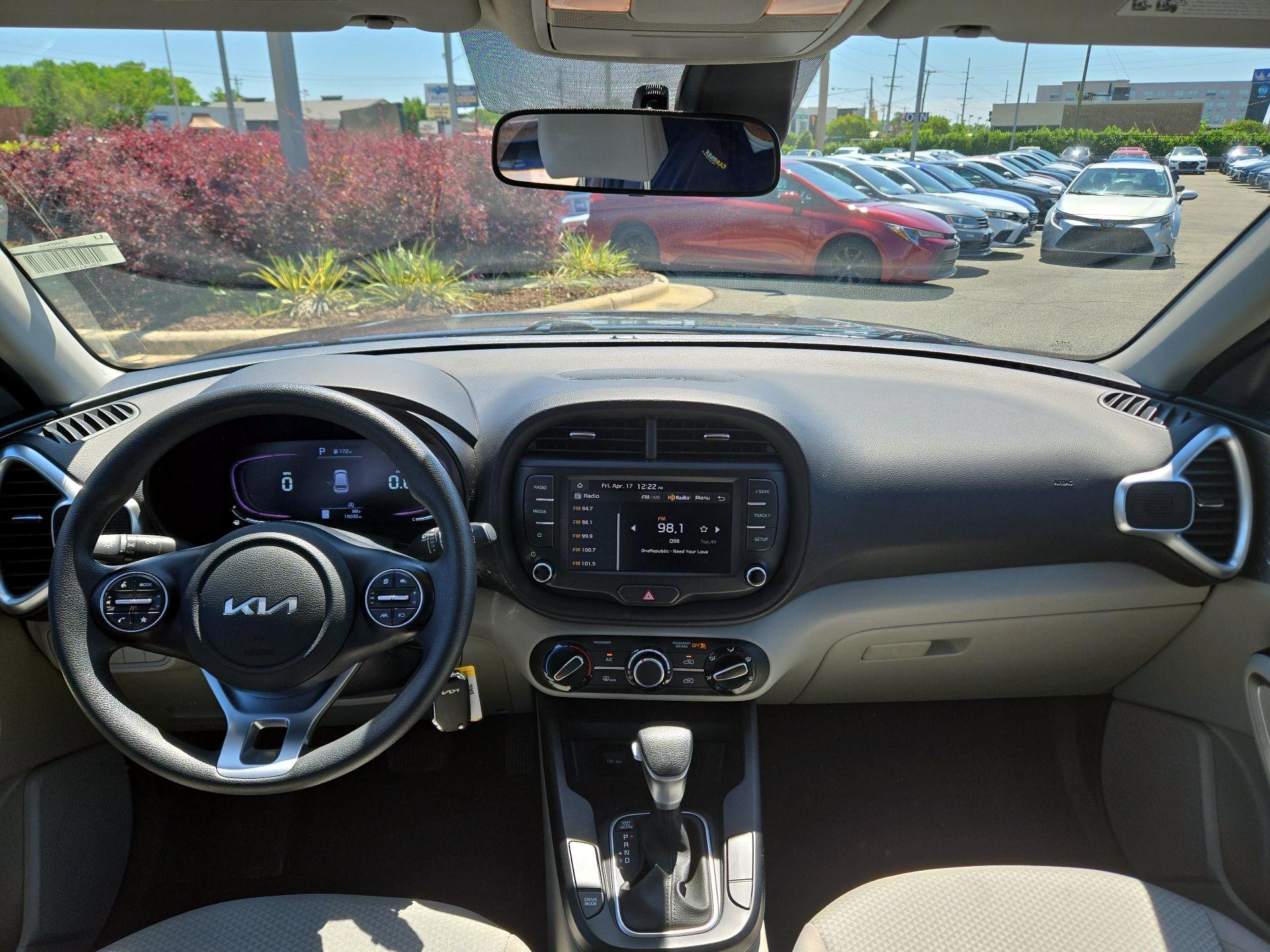 Thumbnail: 2023 Kia Soul - 8