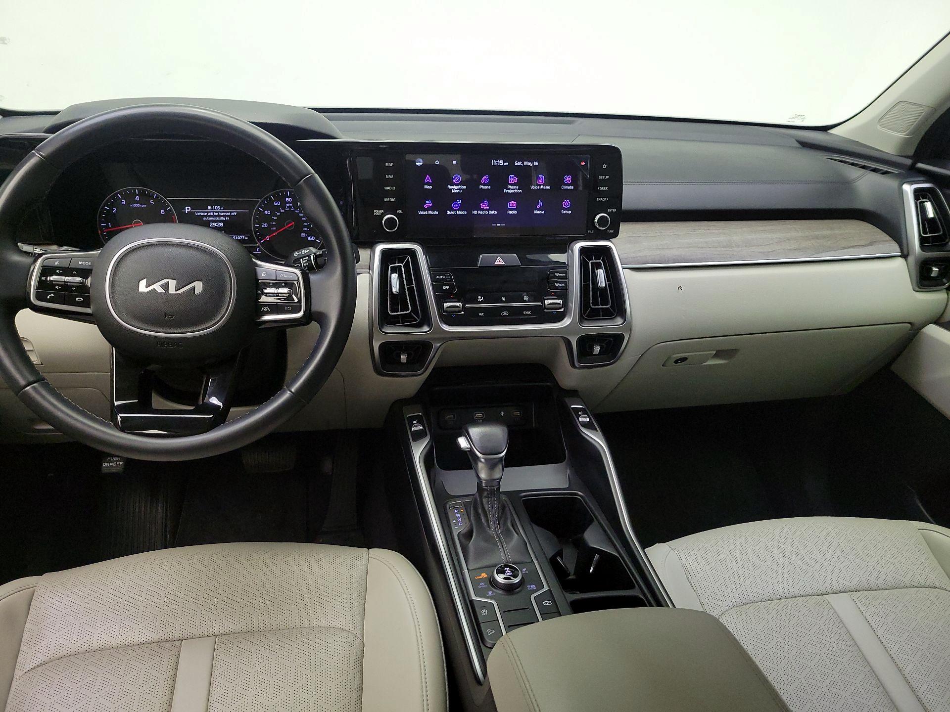 Thumbnail: 2023 Kia Sorento - 9