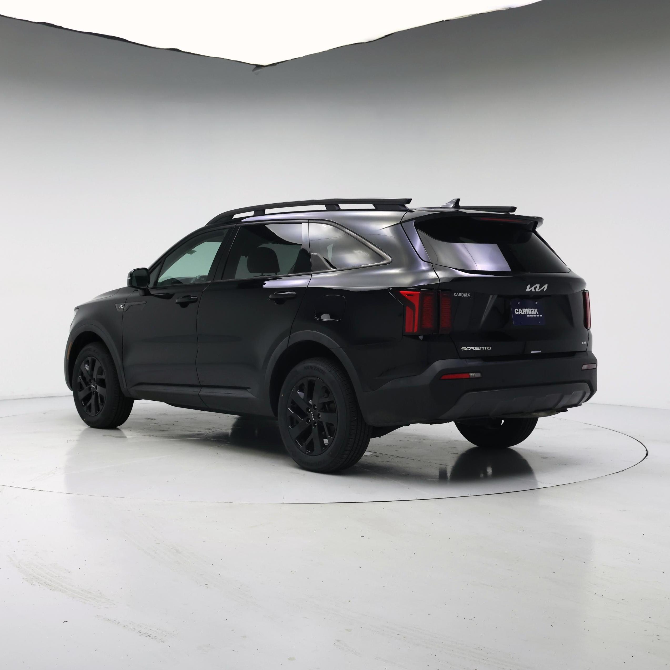Thumbnail: 2023 Kia Sorento - 2