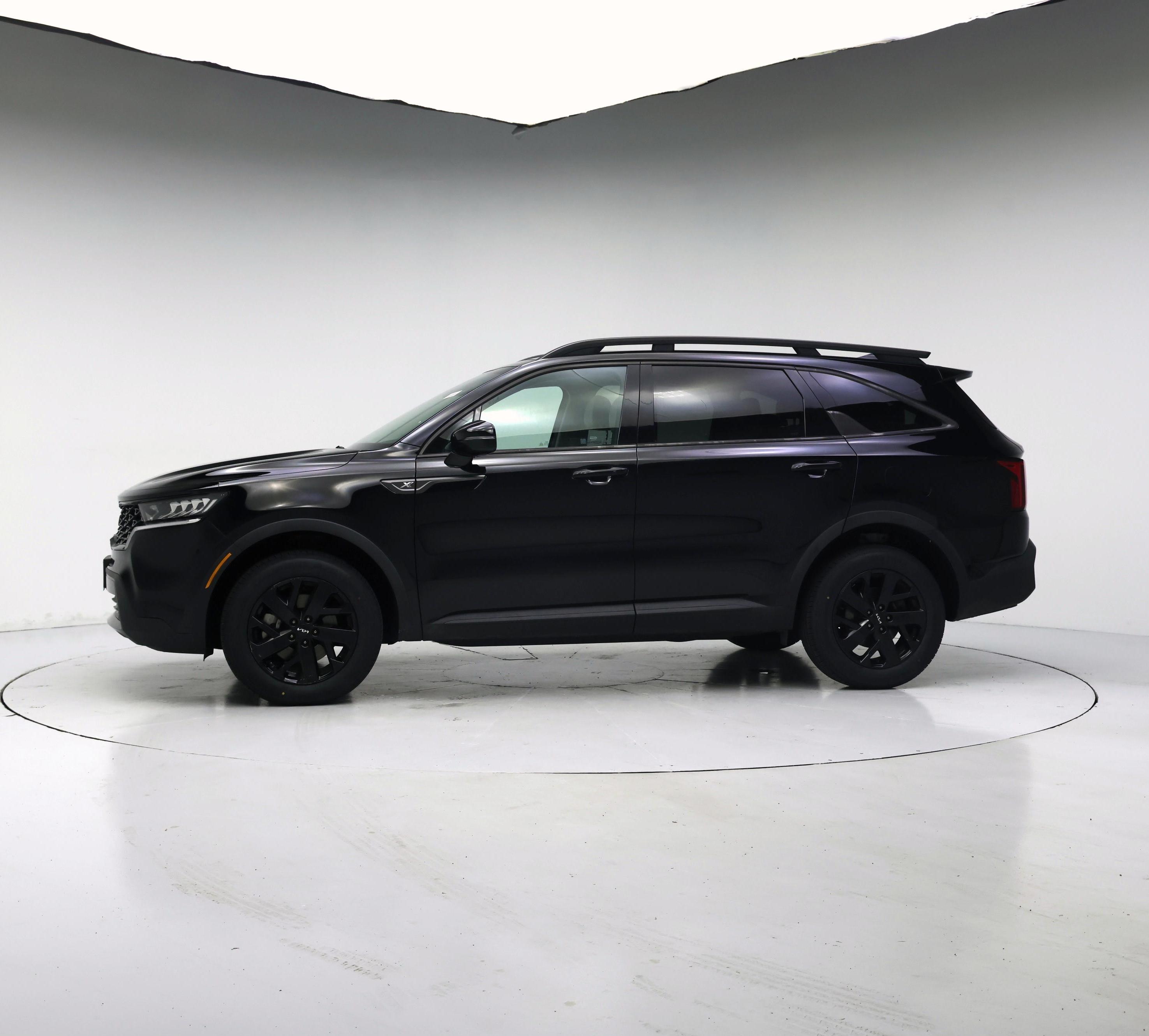 Thumbnail: 2023 Kia Sorento - 3