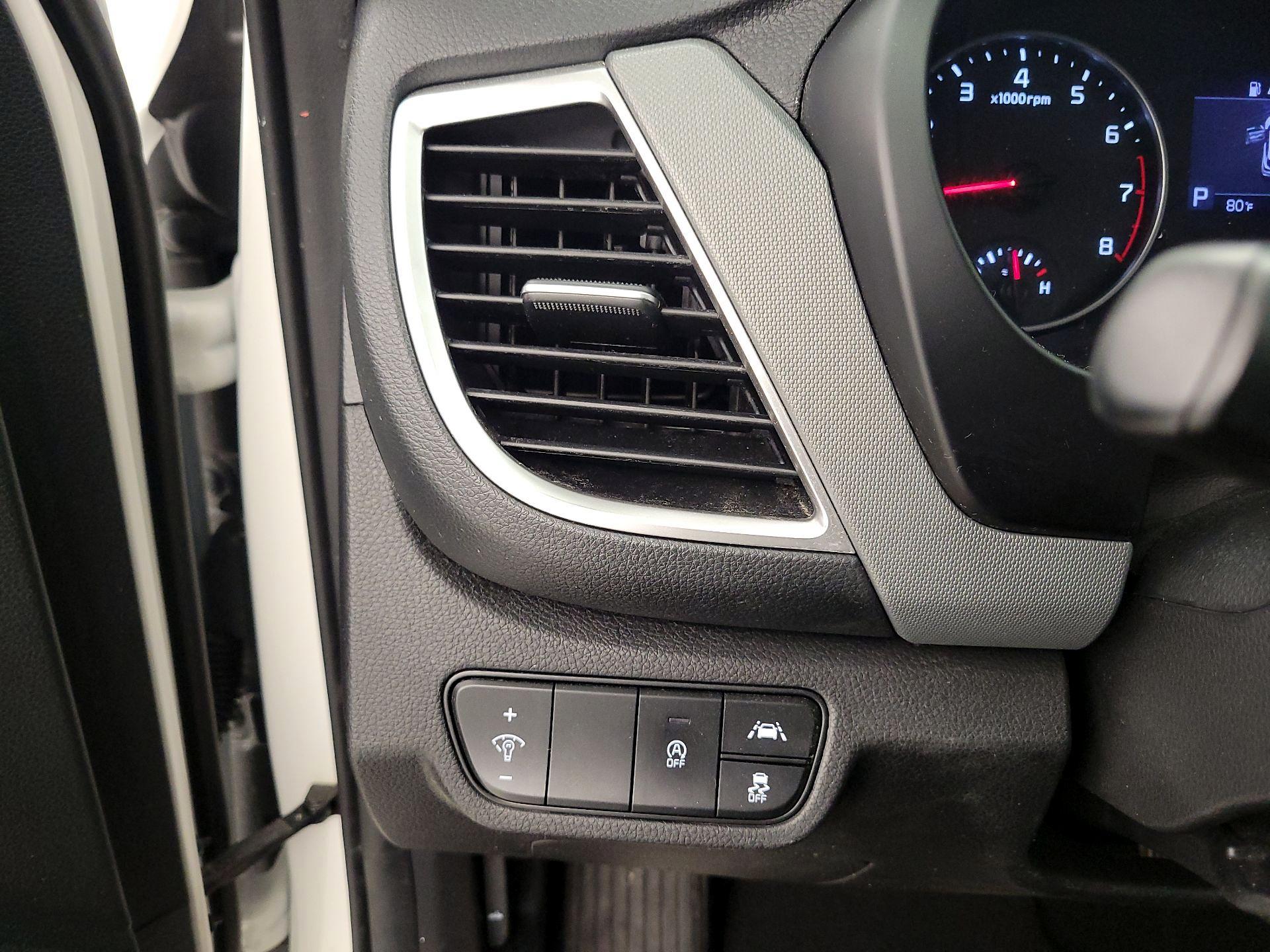 Thumbnail: 2022 Kia Seltos - 13