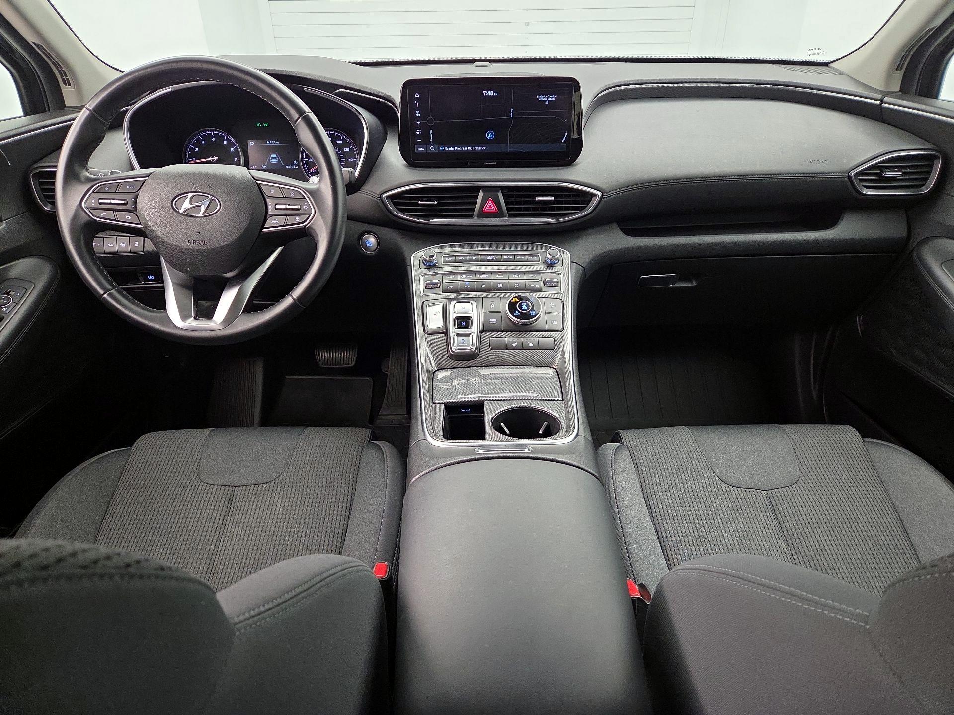 Thumbnail: 2023 Hyundai Santa Fe - 9