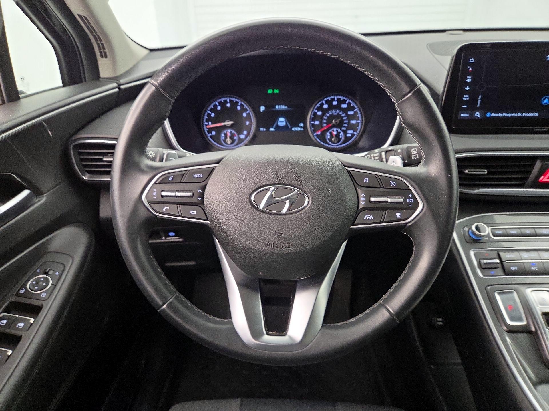 Thumbnail: 2023 Hyundai Santa Fe - 10