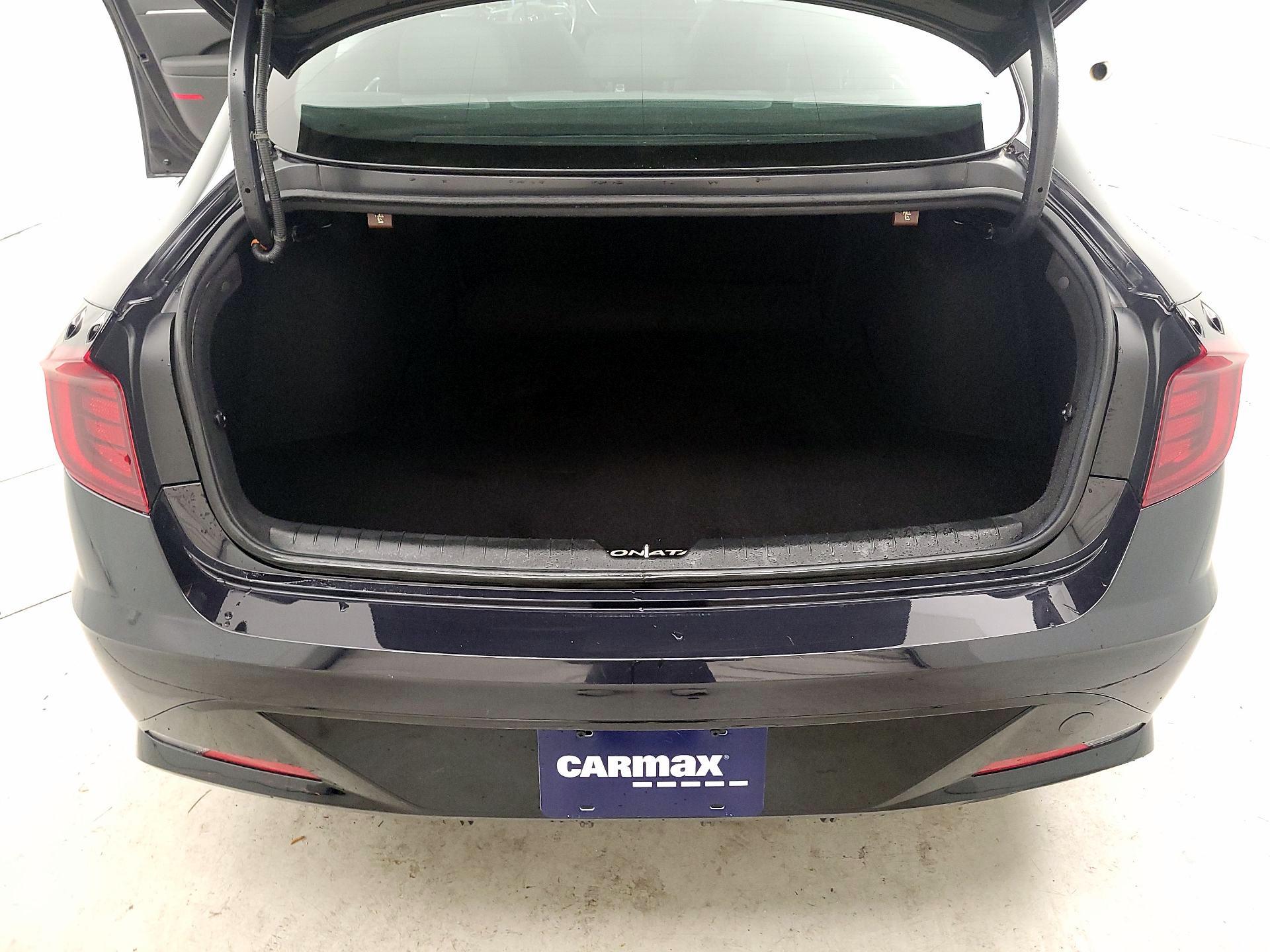 Thumbnail: 2023 Hyundai Sonata - 18