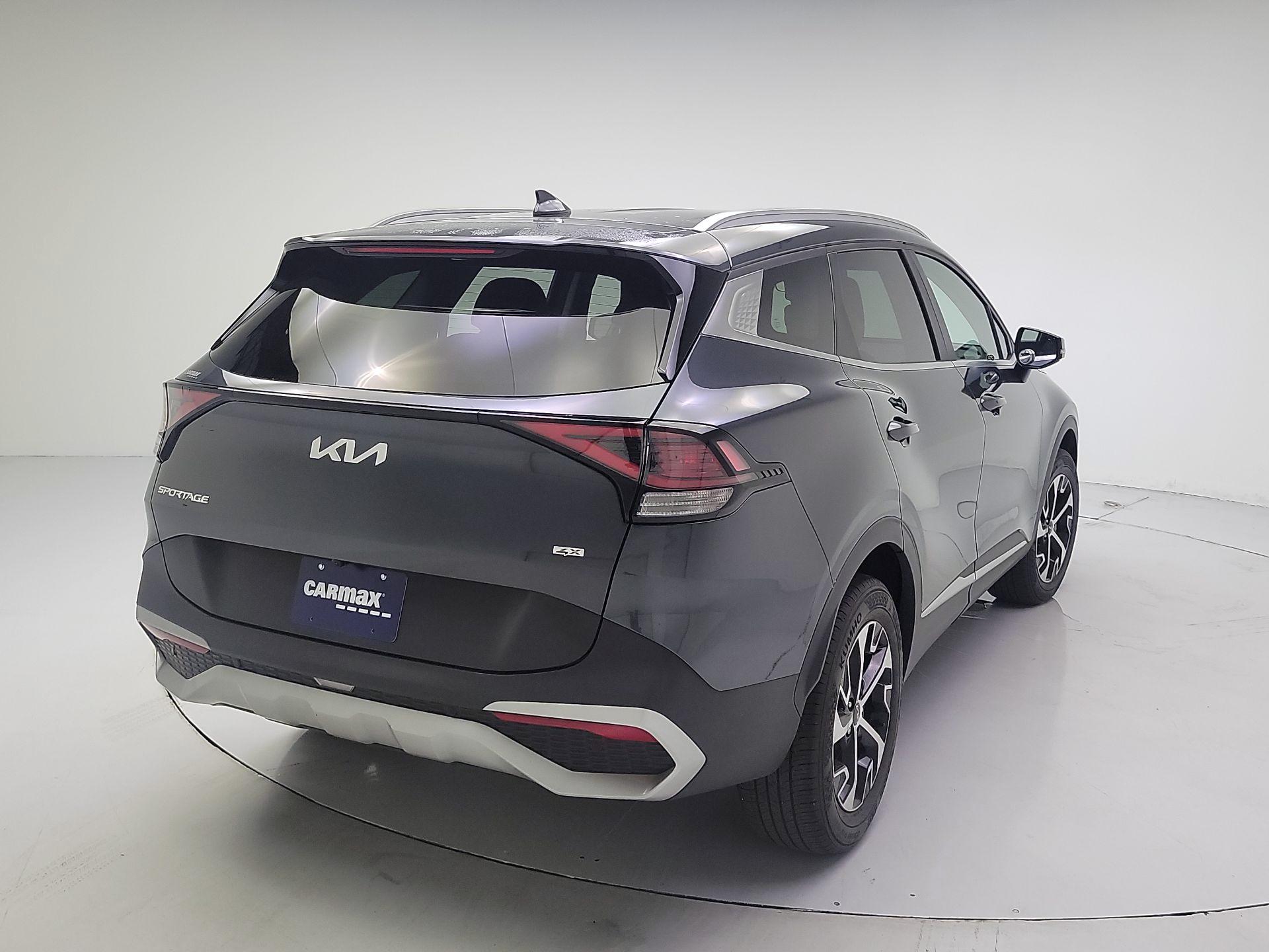 Thumbnail: 2023 Kia Sportage - 5
