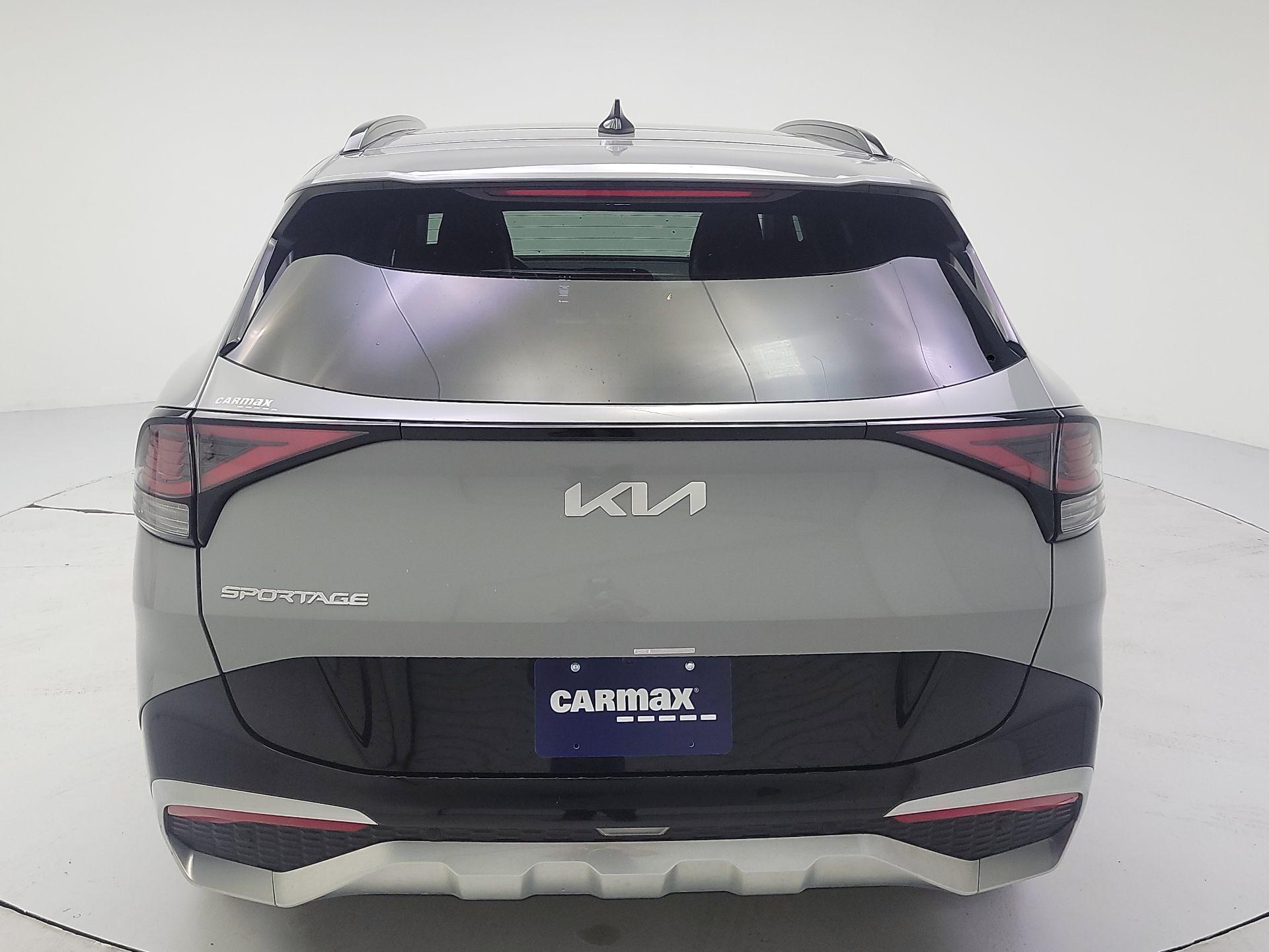 Thumbnail: 2023 Kia Sportage - 6