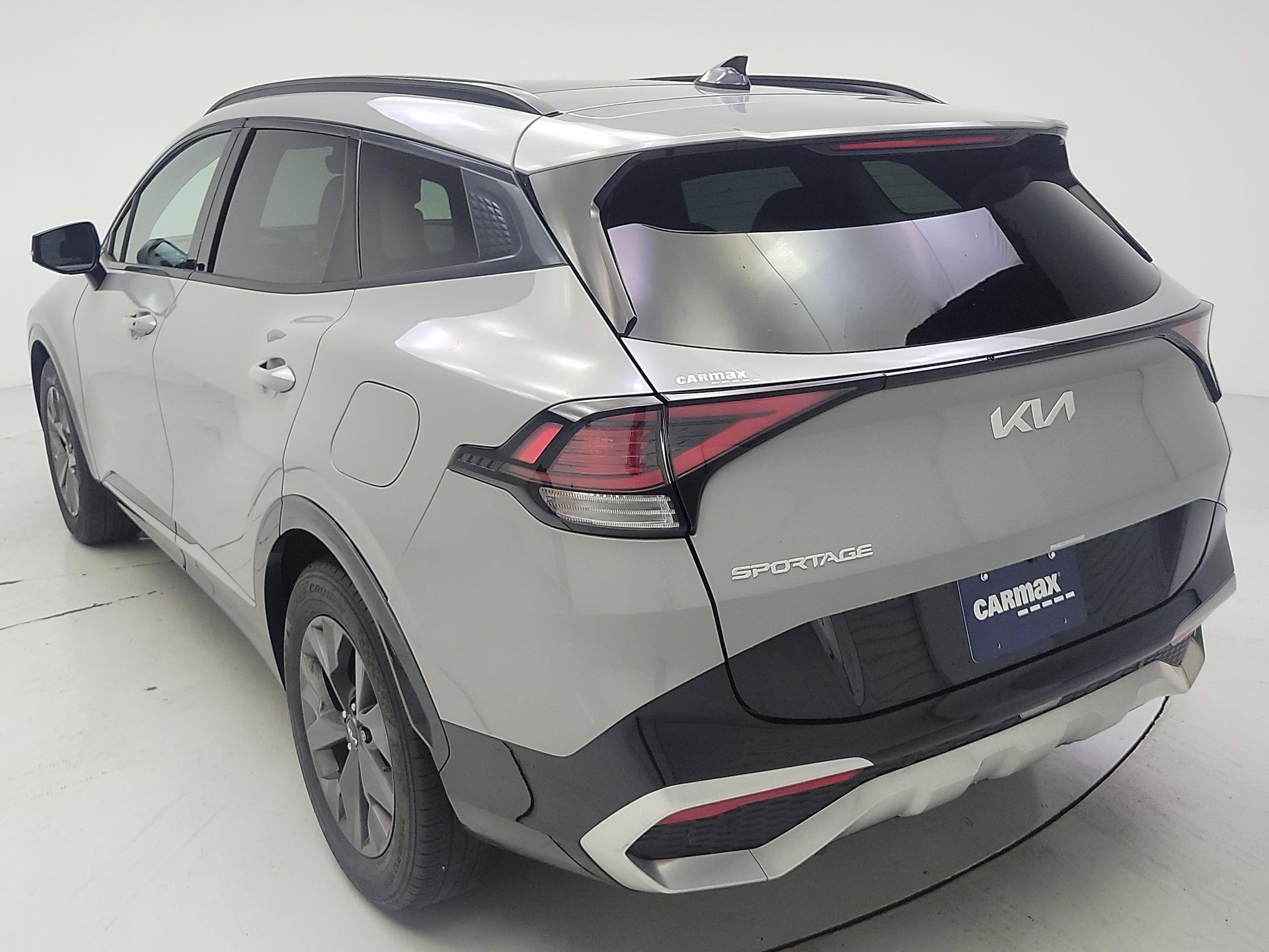 Thumbnail: 2023 Kia Sportage - 7