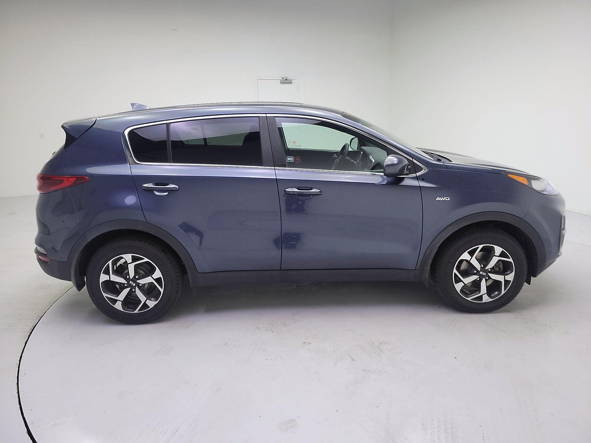 Thumbnail: 2021 Kia Sportage - 4