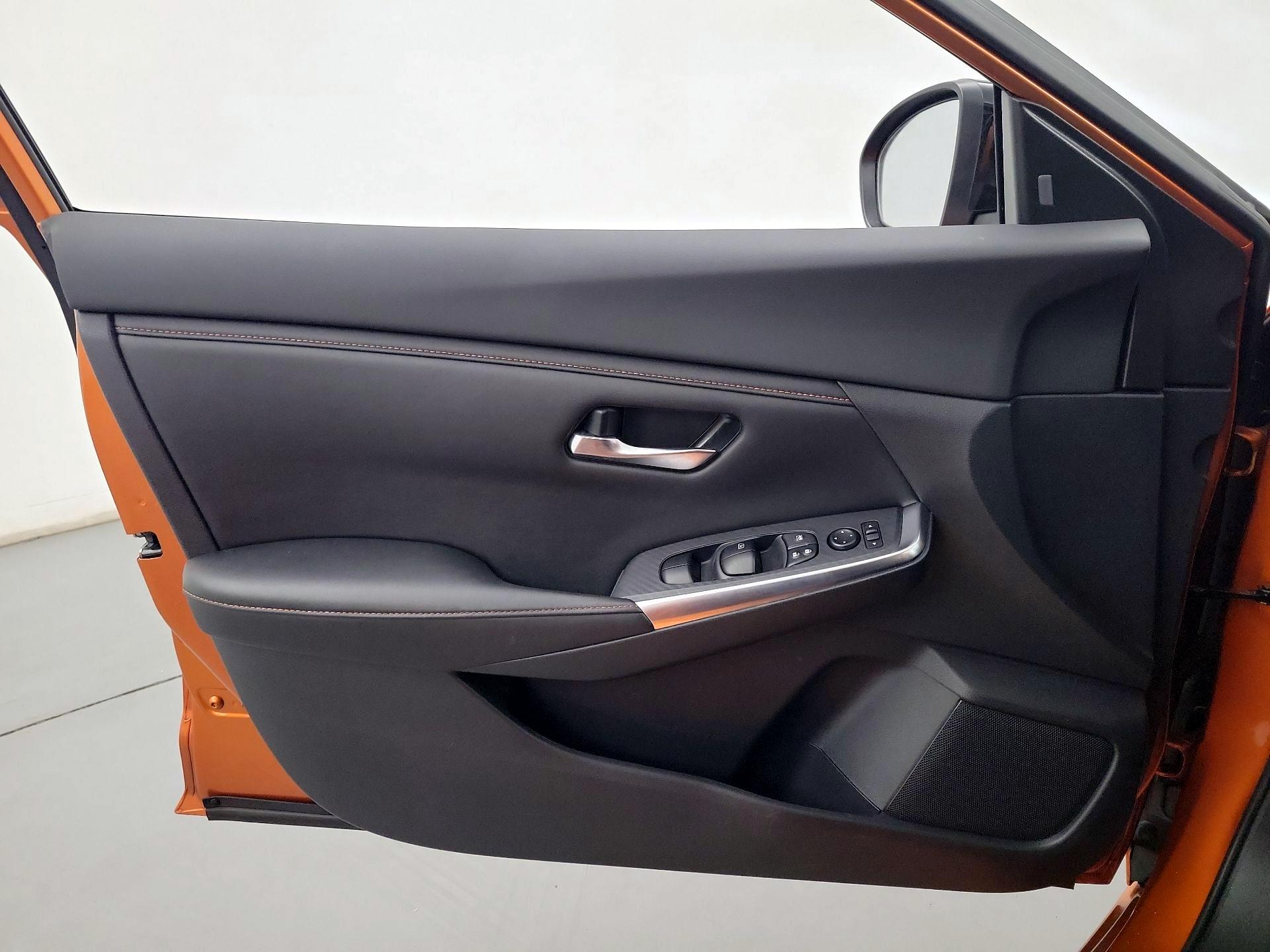 Thumbnail: 2022 Nissan Sentra - 12