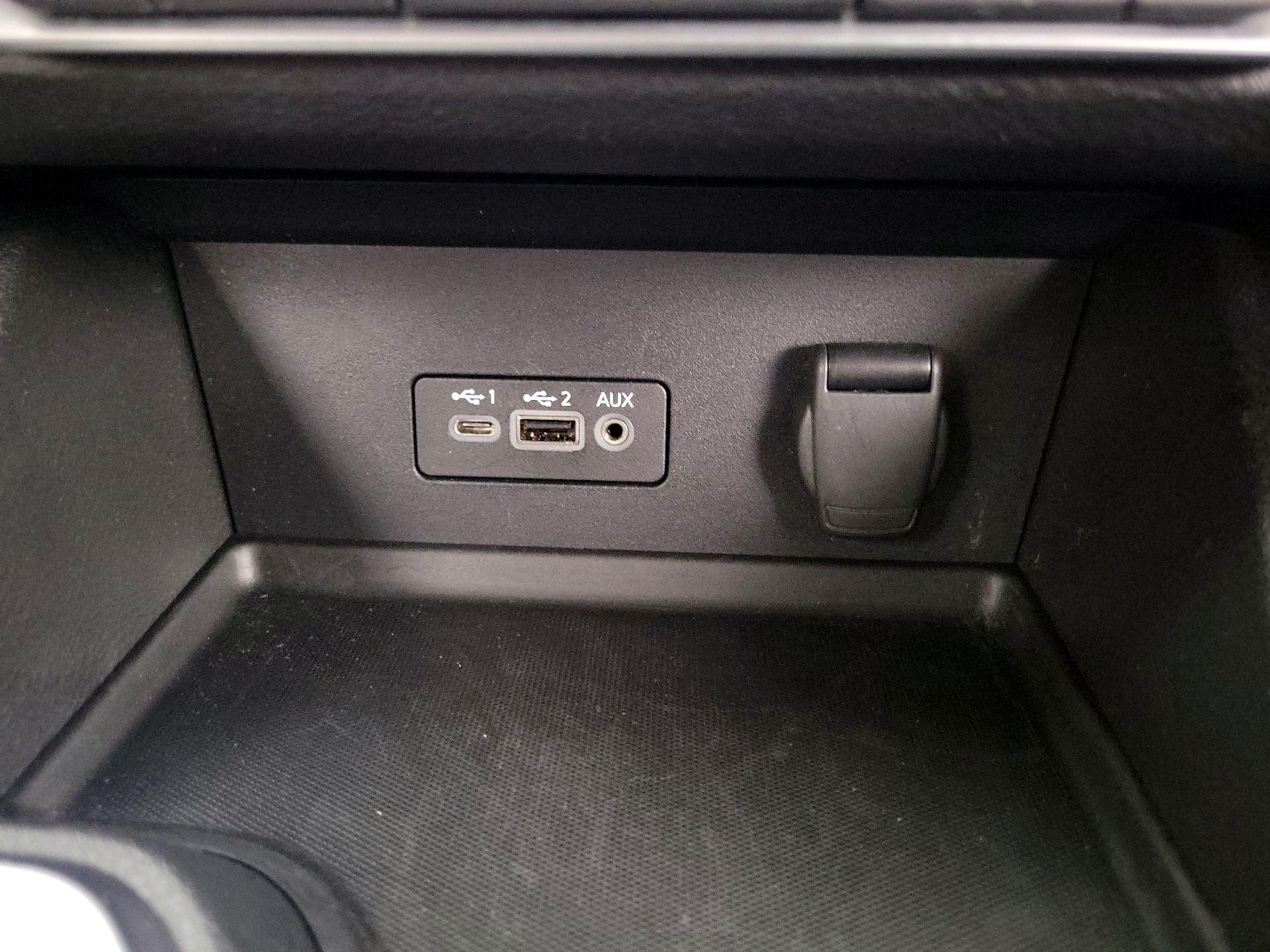 Thumbnail: 2022 Nissan Sentra - 18