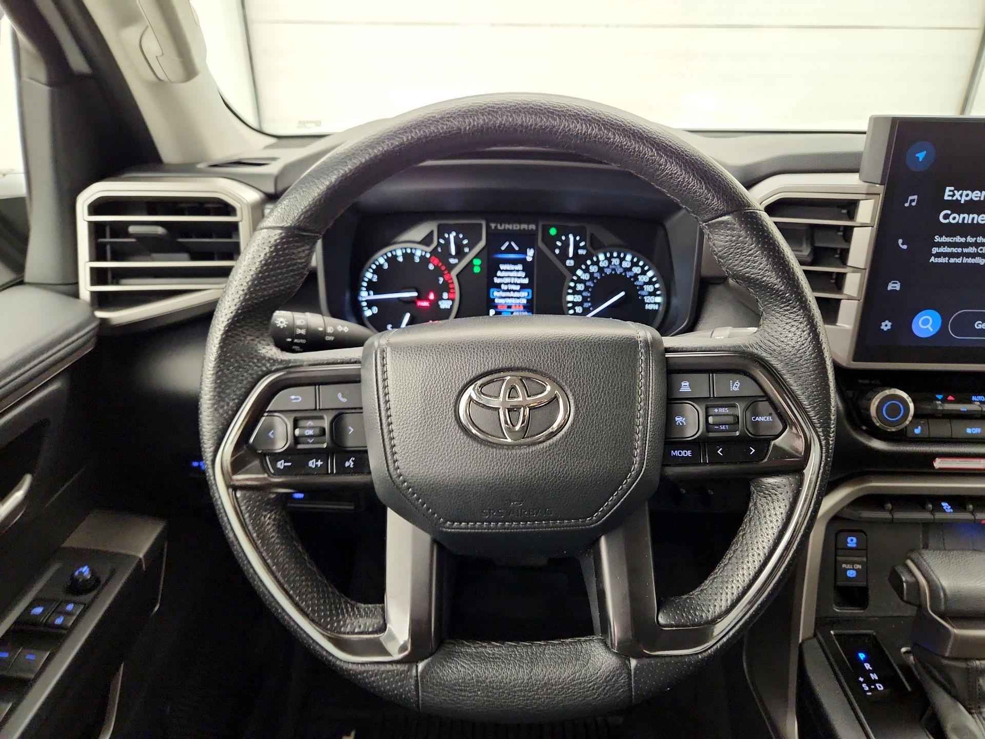 Thumbnail: 2022 Toyota Tundra - 10