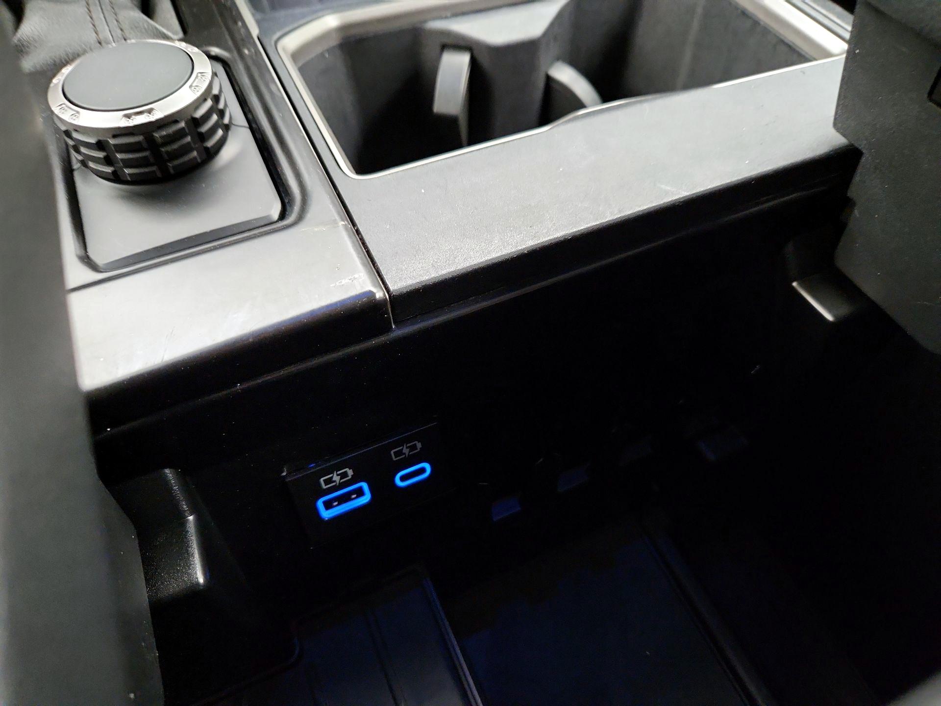 Thumbnail: 2022 Toyota Tundra - 18