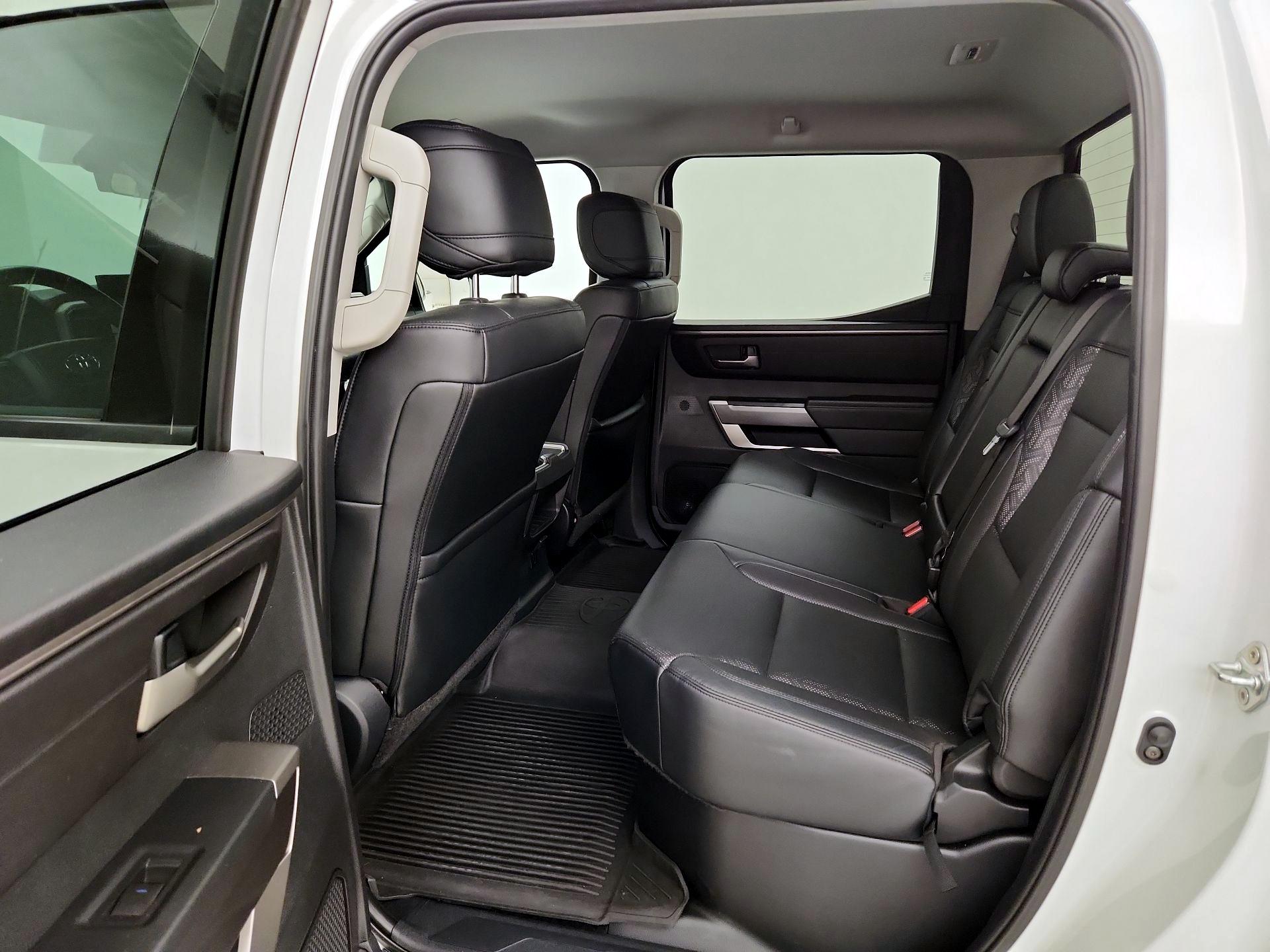 Thumbnail: 2022 Toyota Tundra - 19