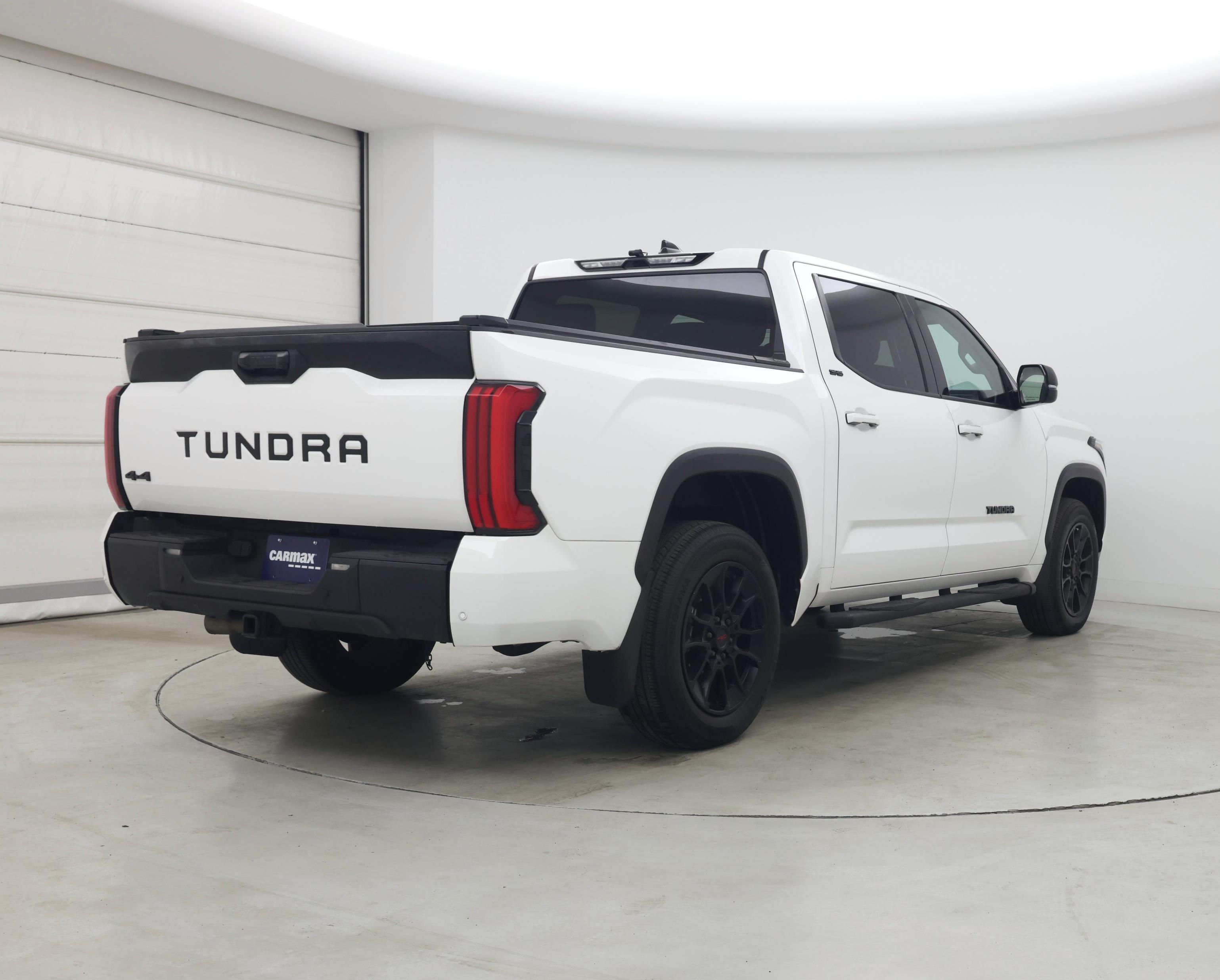 Thumbnail: 2022 Toyota Tundra - 8