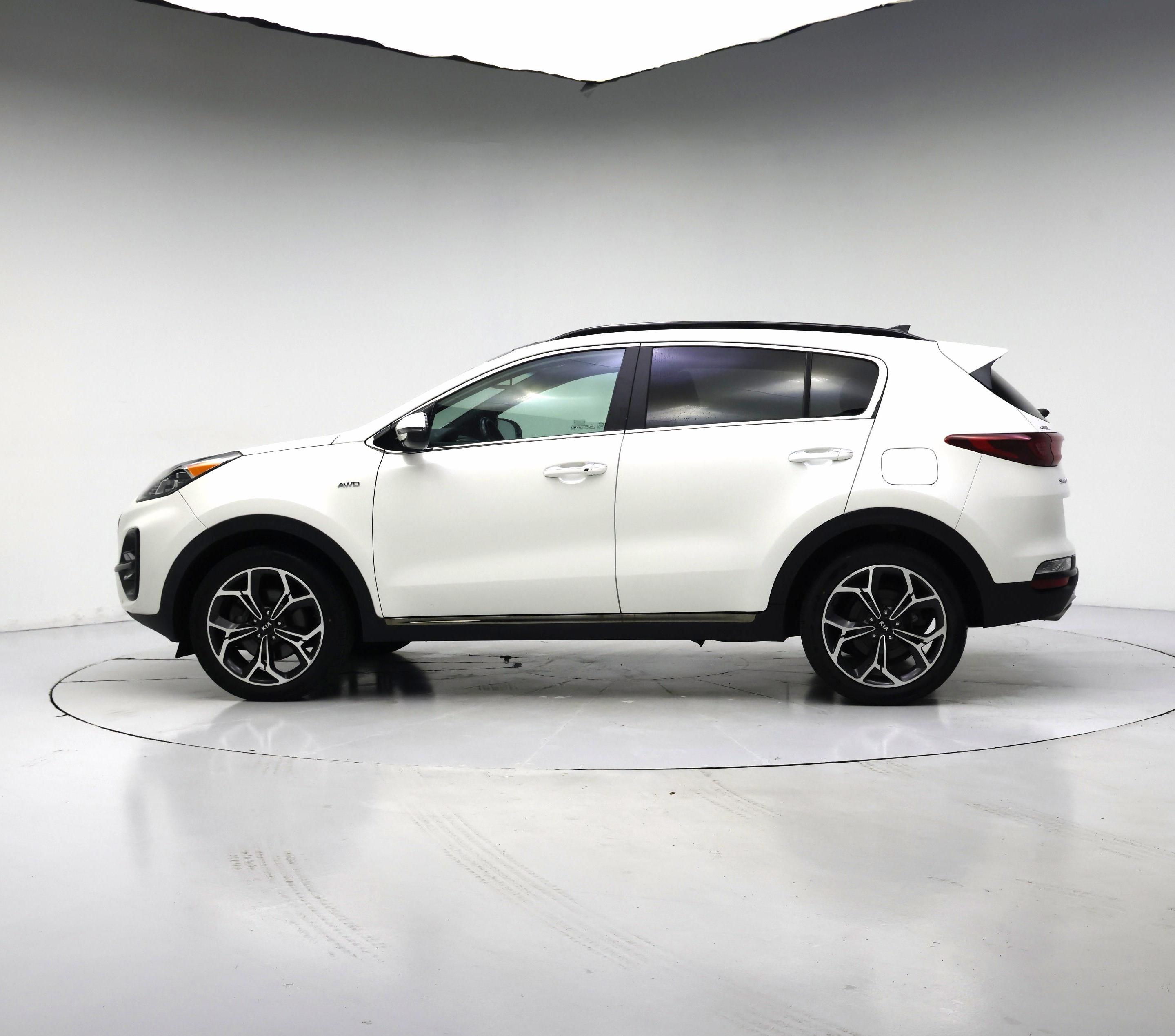 Thumbnail: 2022 Kia Sportage - 3