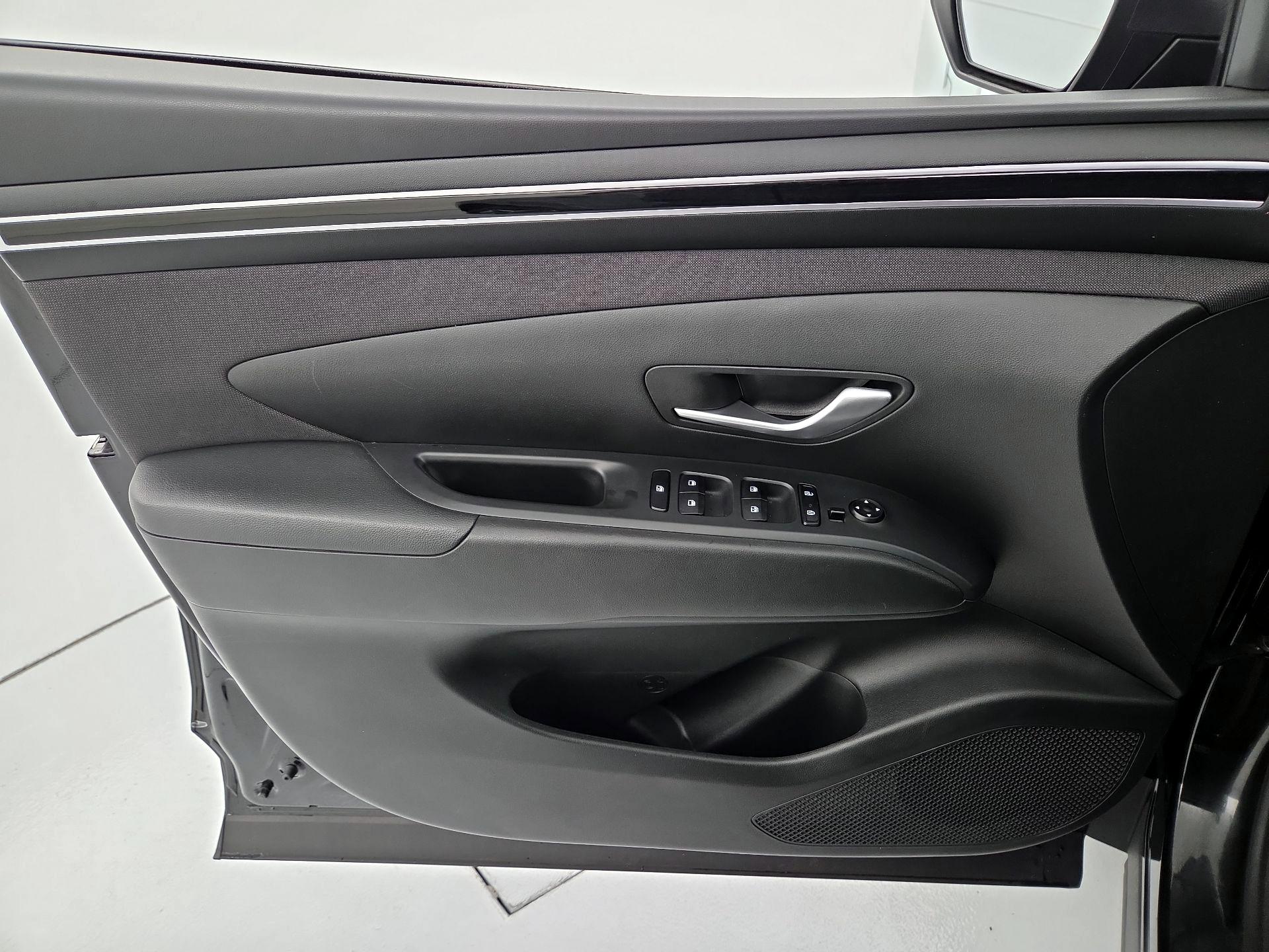 Thumbnail: 2023 Hyundai Tucson - 12