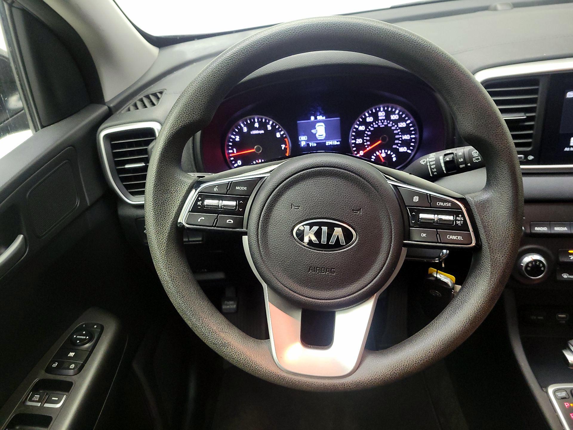 Thumbnail: 2022 Kia Sportage - 10