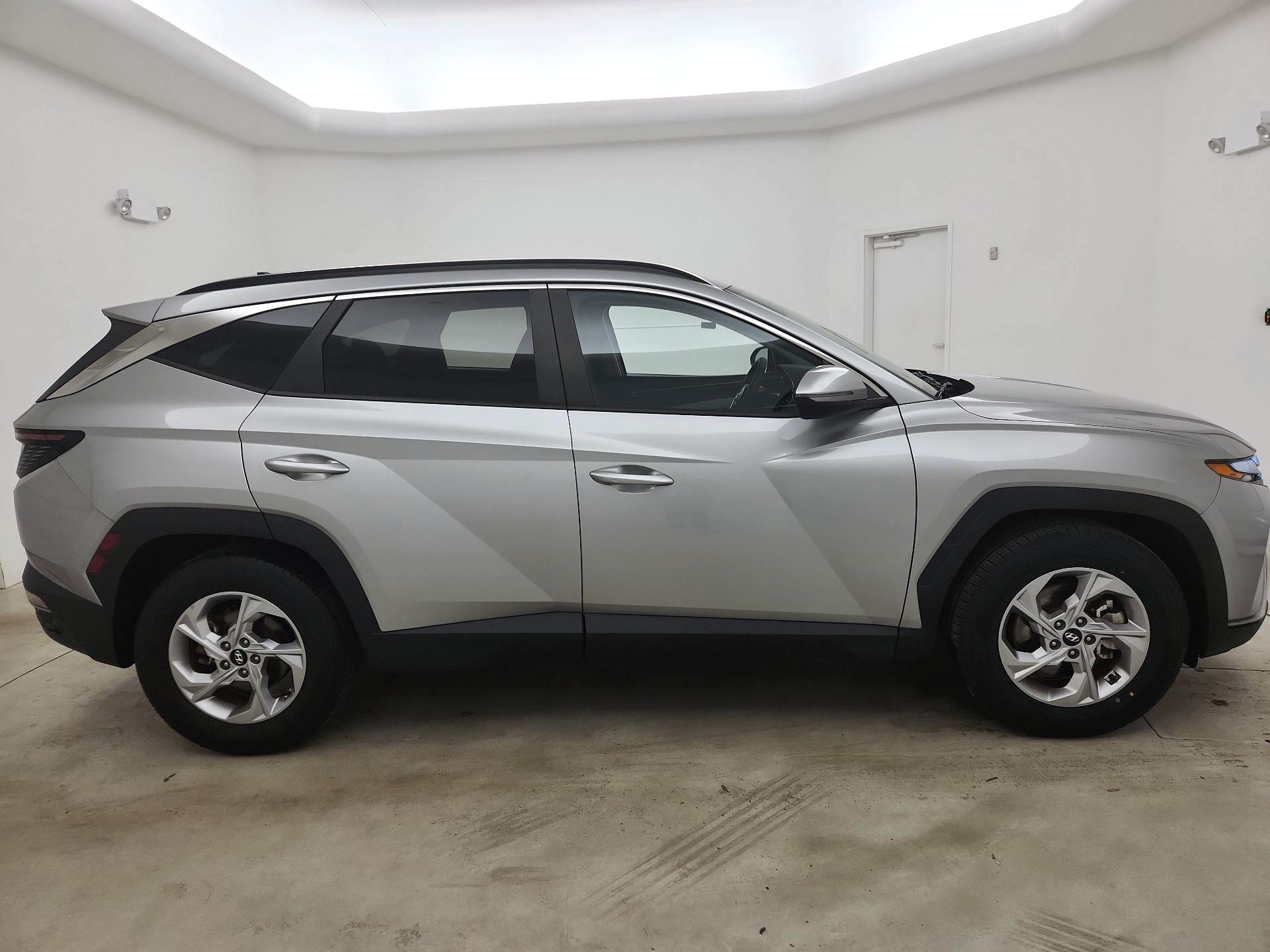 Thumbnail: 2023 Hyundai Tucson - 4