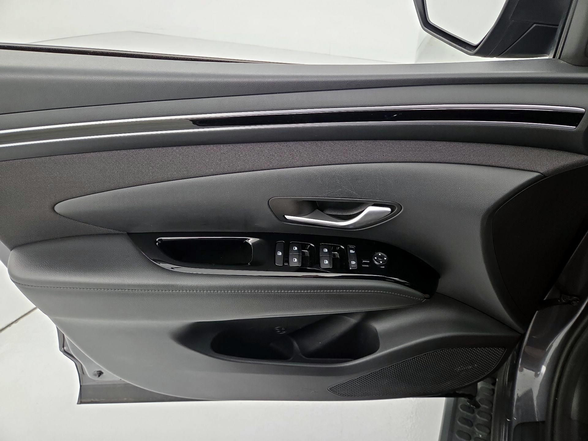 Thumbnail: 2023 Hyundai Tucson - 12