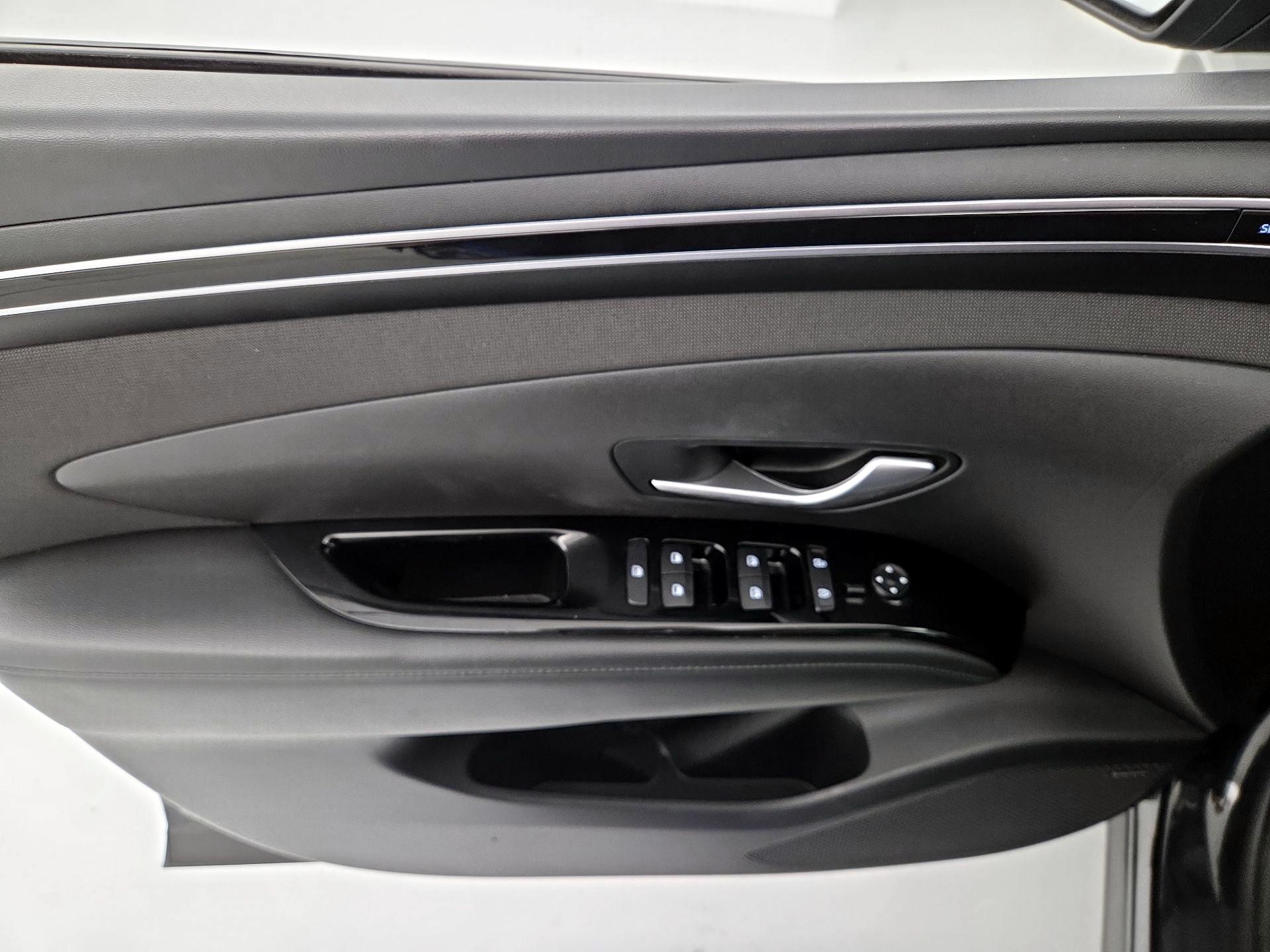 Thumbnail: 2023 Hyundai Tucson - 12