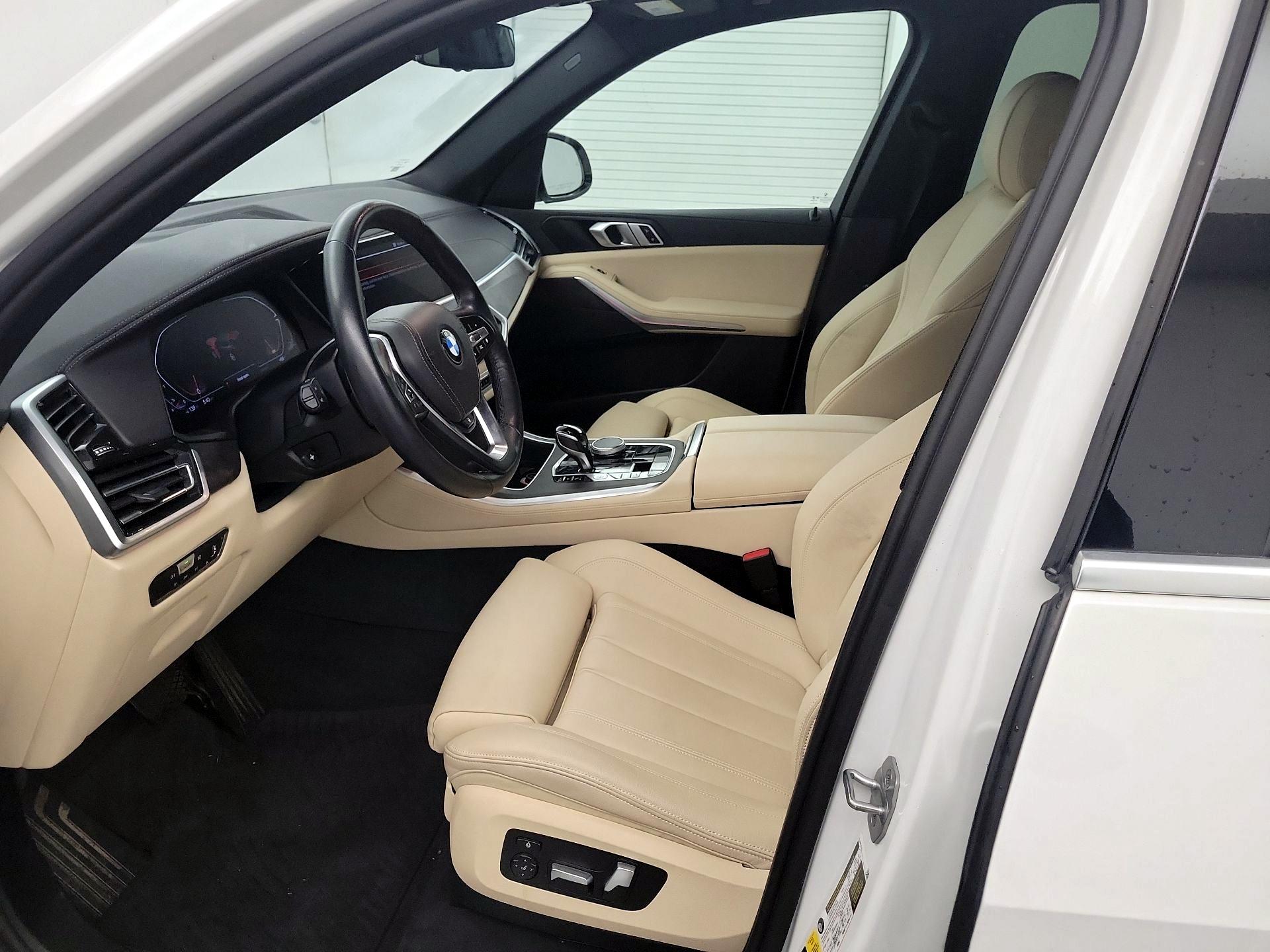 Thumbnail: 2022 BMW X5 - 11