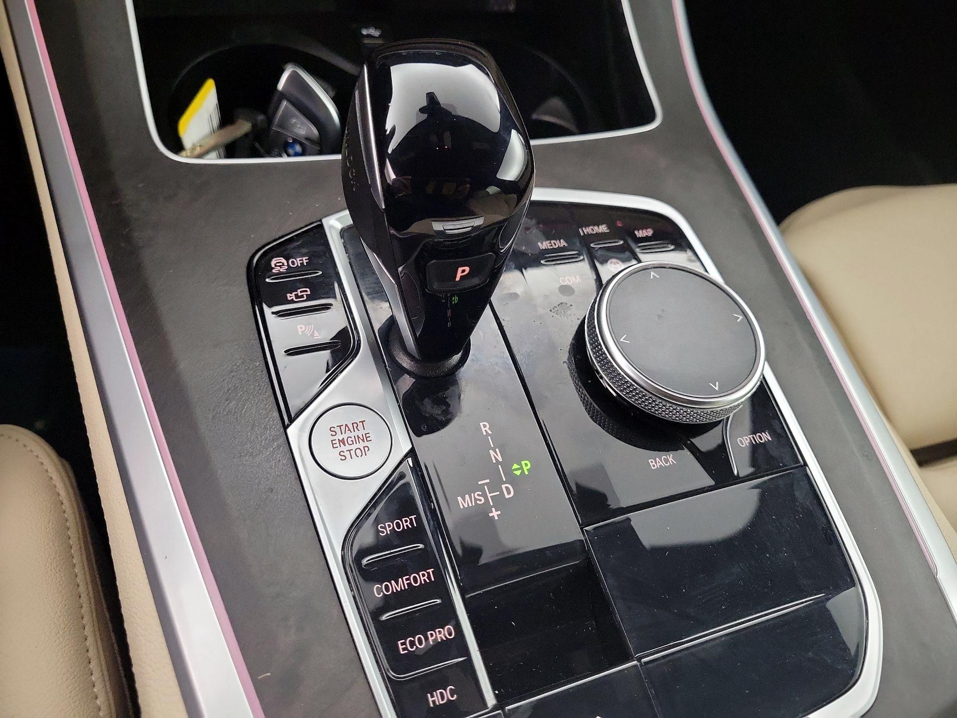 Thumbnail: 2022 BMW X5 - 17