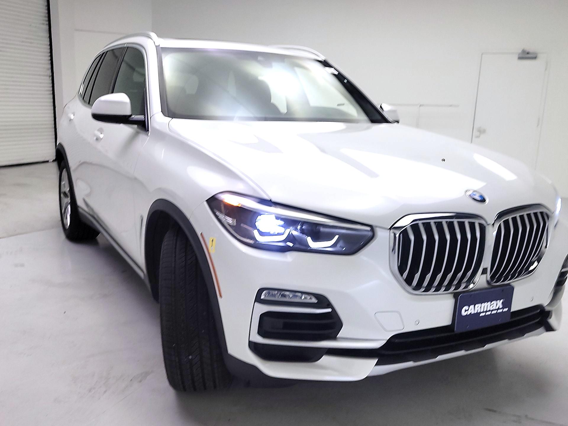 Thumbnail: 2021 BMW X5 - 1