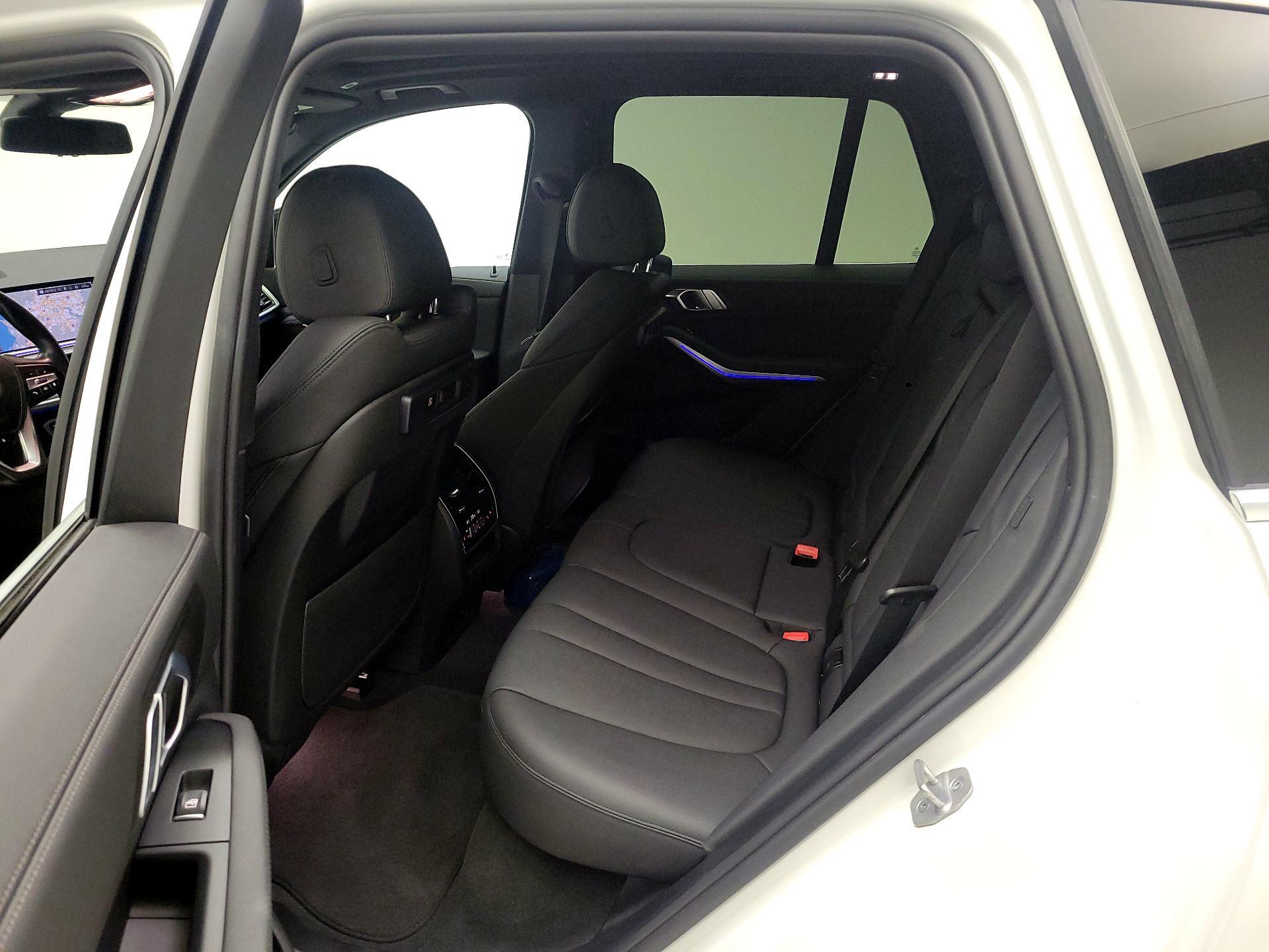 Thumbnail: 2021 BMW X5 - 19