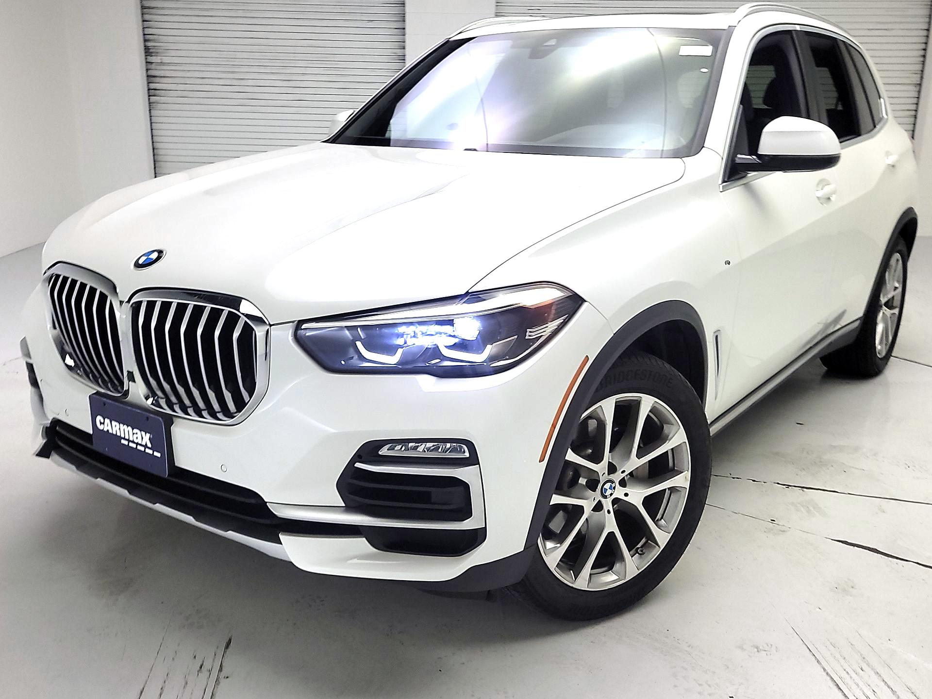 Thumbnail: 2021 BMW X5 - 3