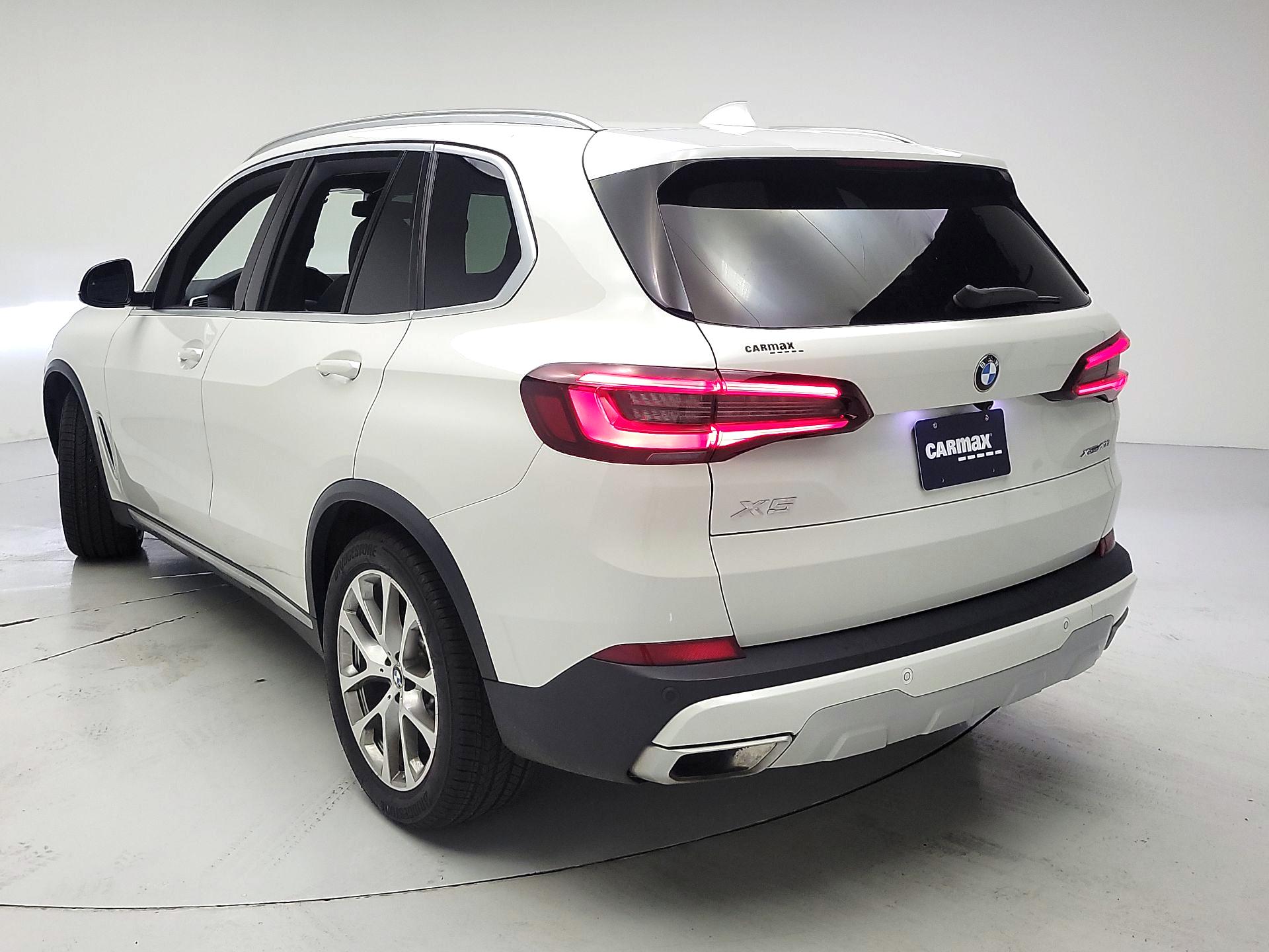 Thumbnail: 2021 BMW X5 - 7