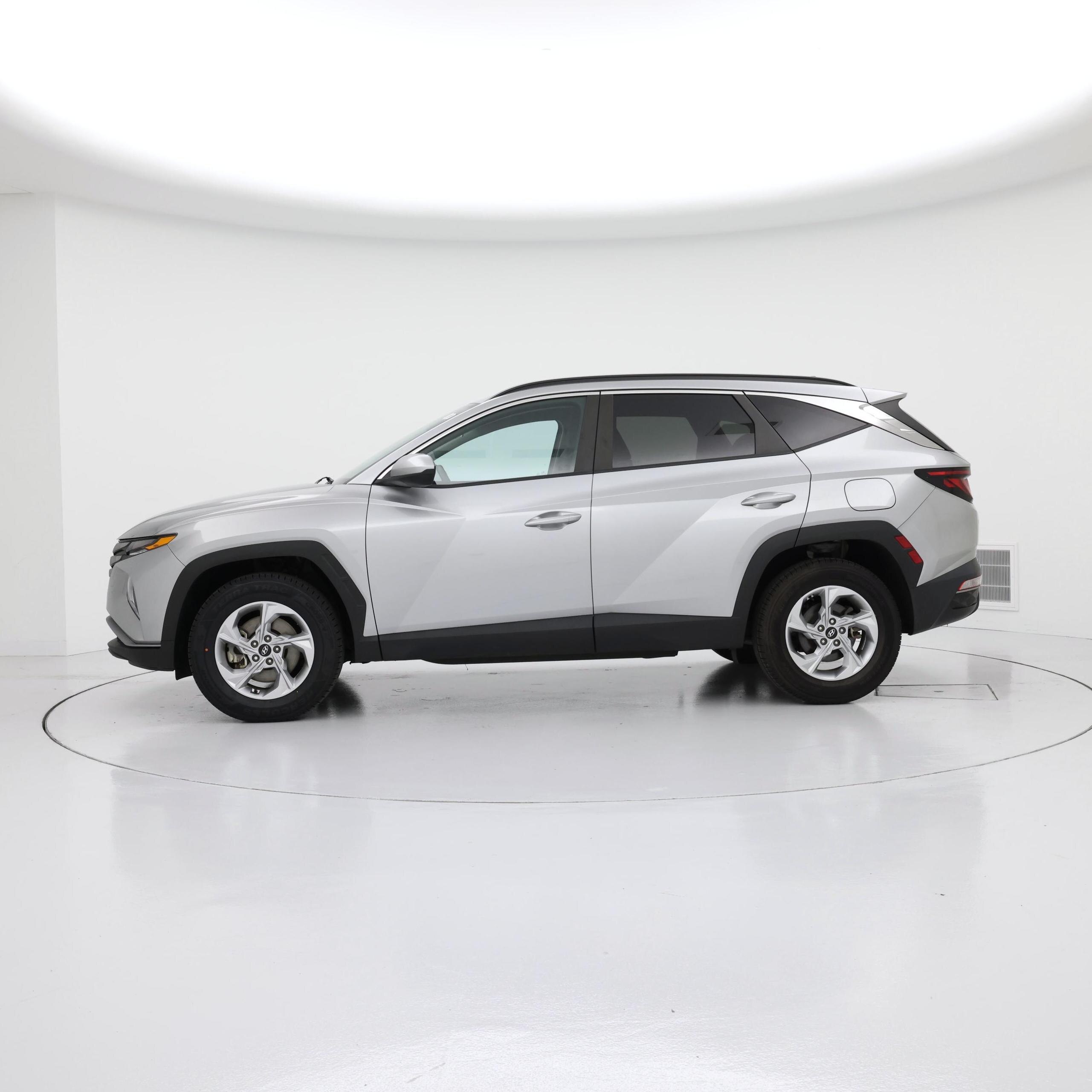 Thumbnail: 2024 Hyundai Tucson - 3