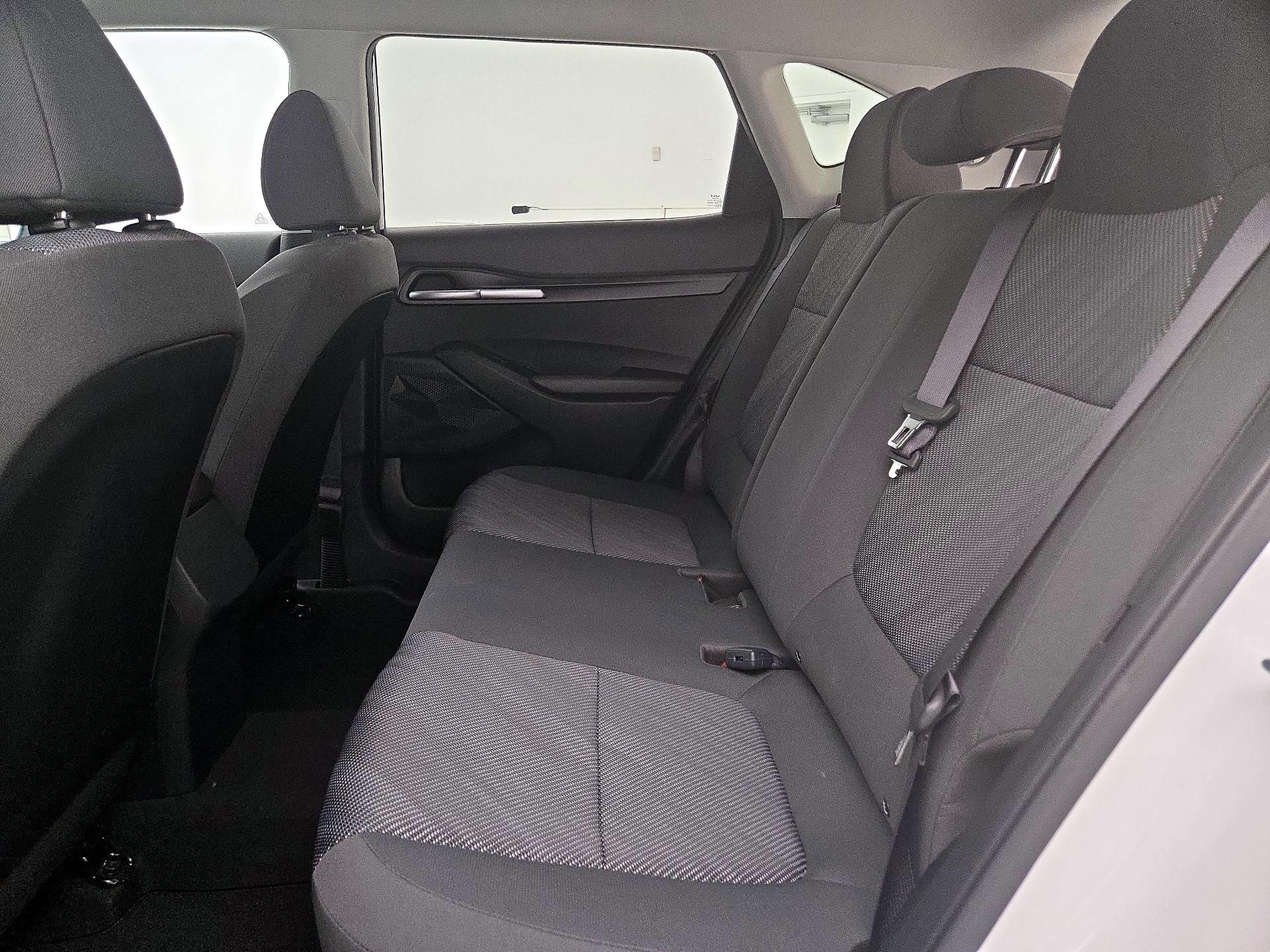 Thumbnail: 2023 Kia Seltos - 19