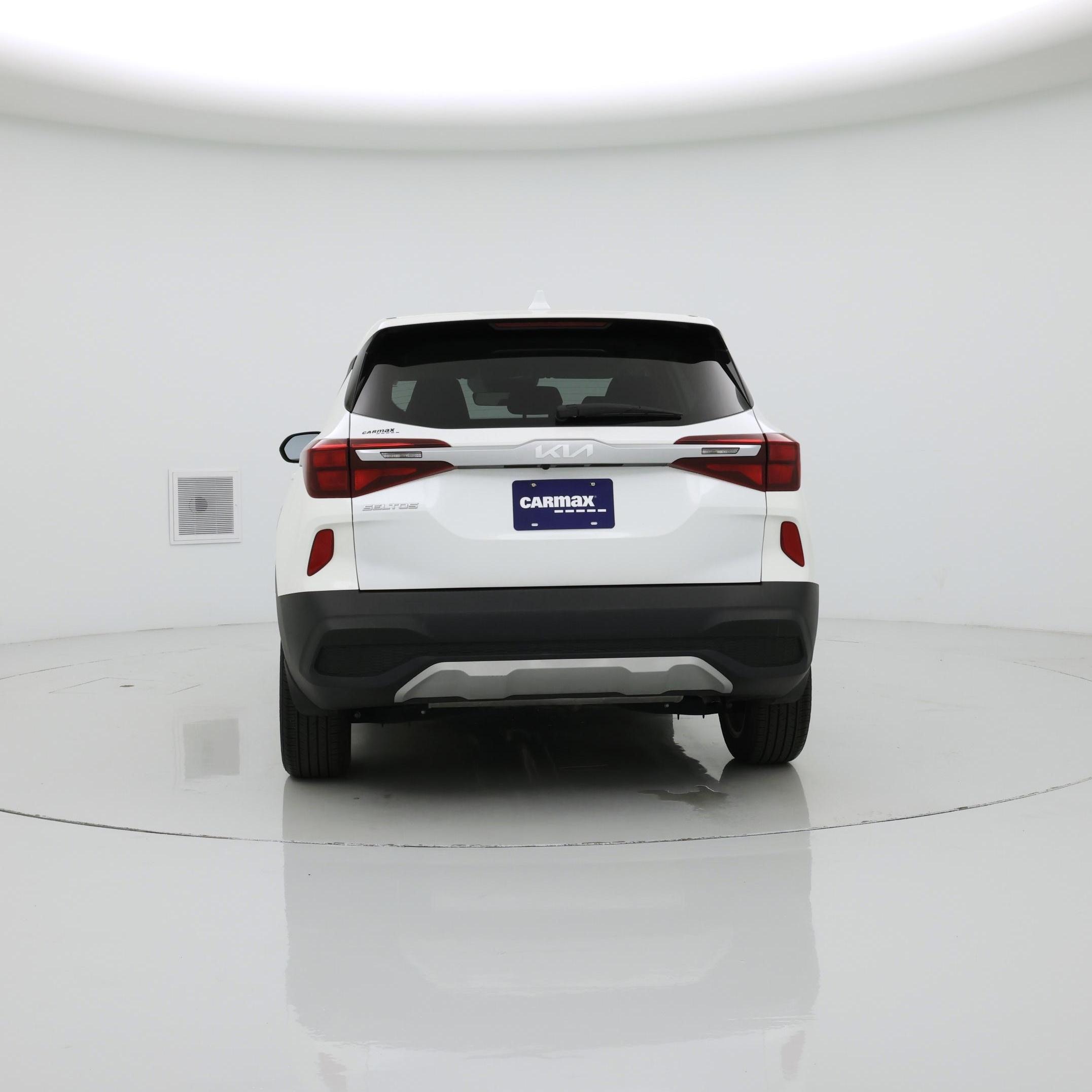 Thumbnail: 2023 Kia Seltos - 6