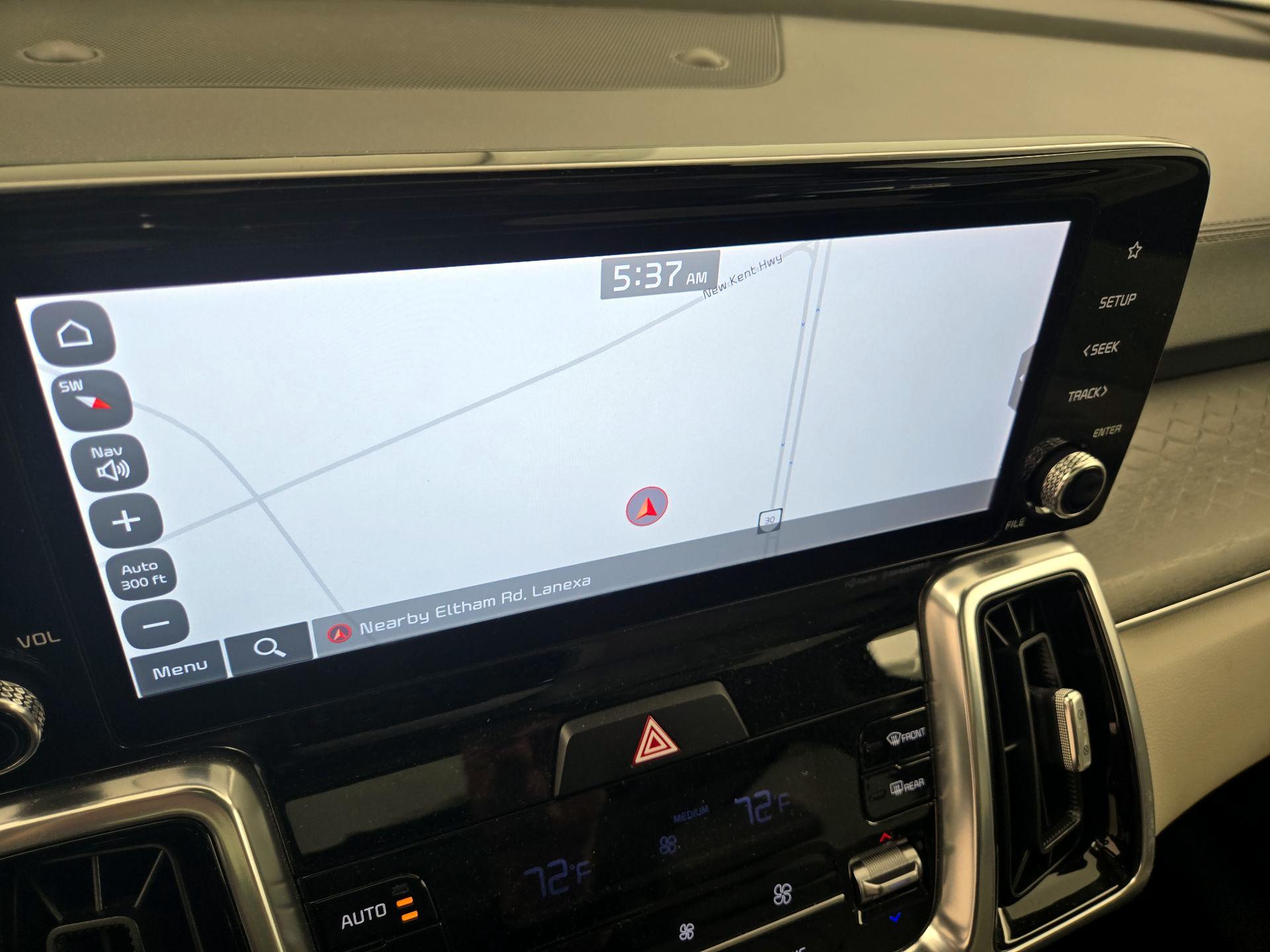 Thumbnail: 2023 Kia Sorento - 14