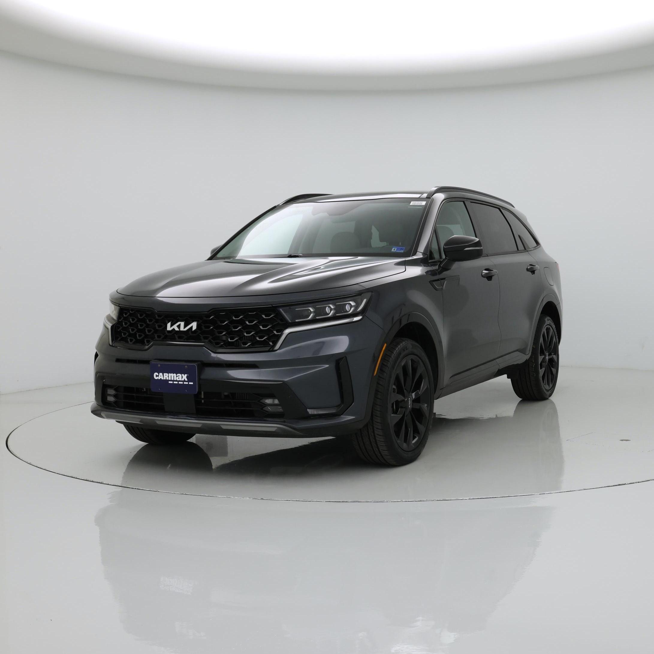 Thumbnail: 2023 Kia Sorento - 4