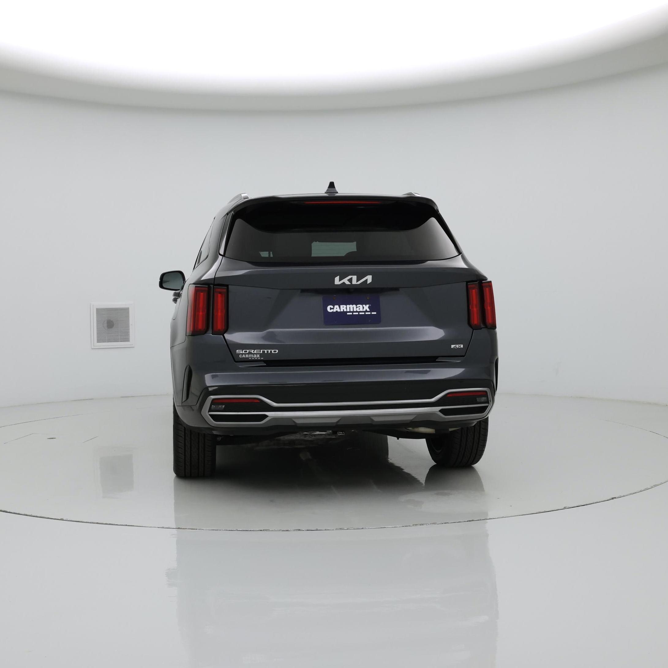 Thumbnail: 2023 Kia Sorento - 6