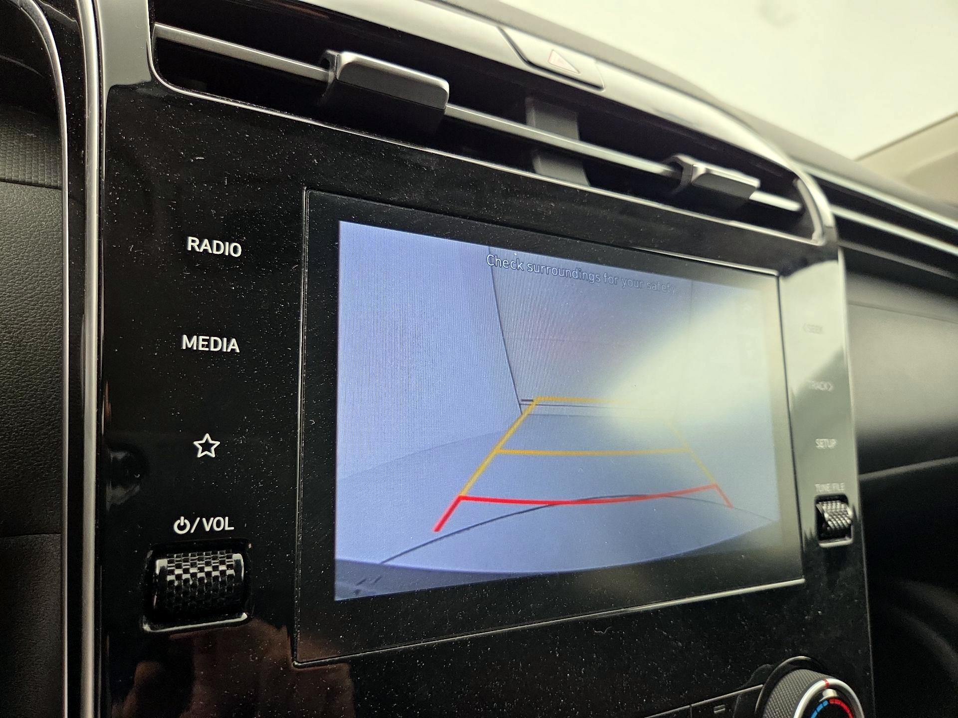 Thumbnail: 2022 Hyundai Tucson - 14