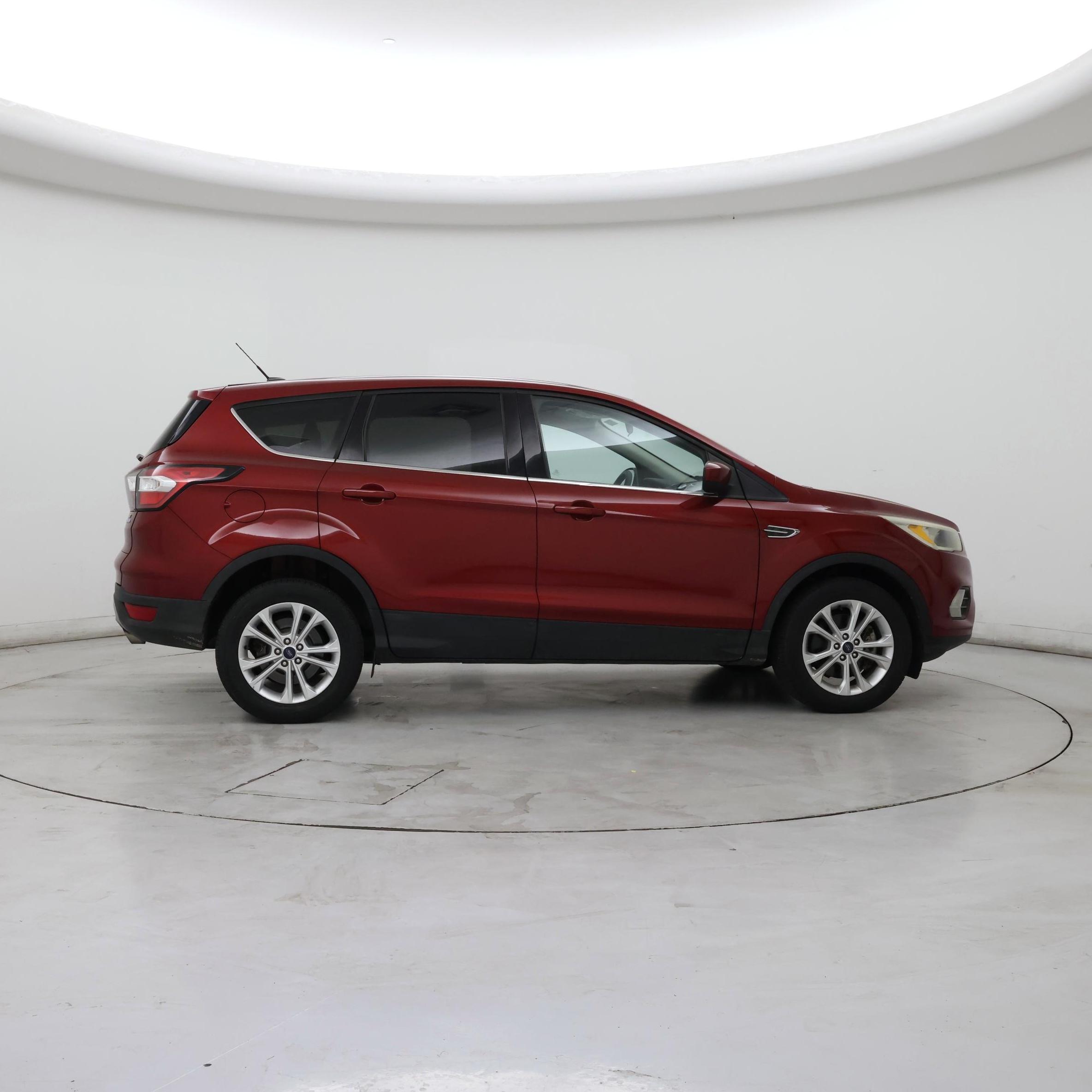 Thumbnail: 2017 Ford Escape - 7