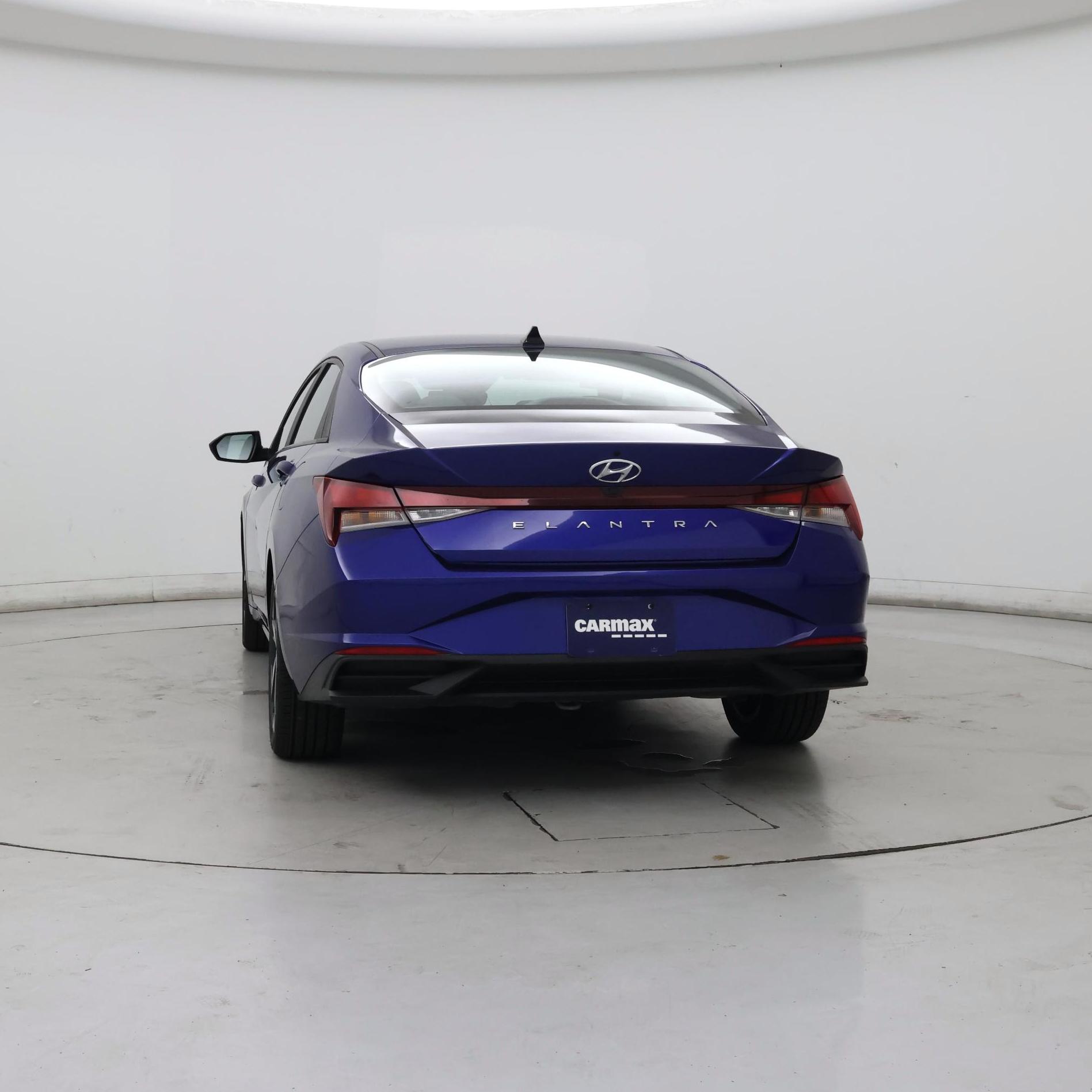 Thumbnail: 2023 Hyundai Elantra - 6