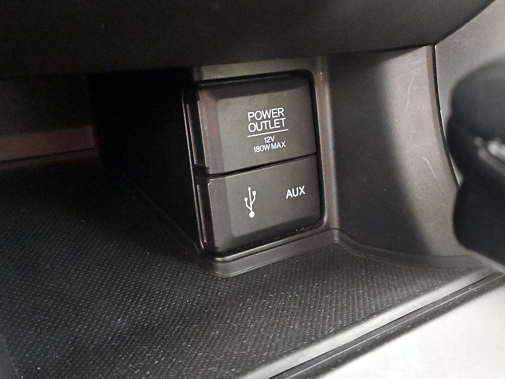 Thumbnail: 2015 Honda Accord - 19