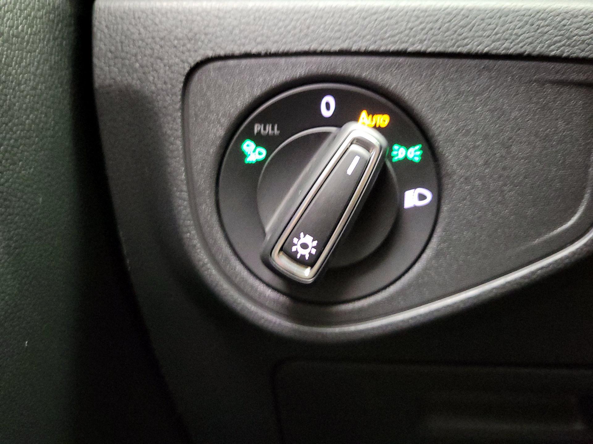 Thumbnail: 2023 Volkswagen Atlas - 13