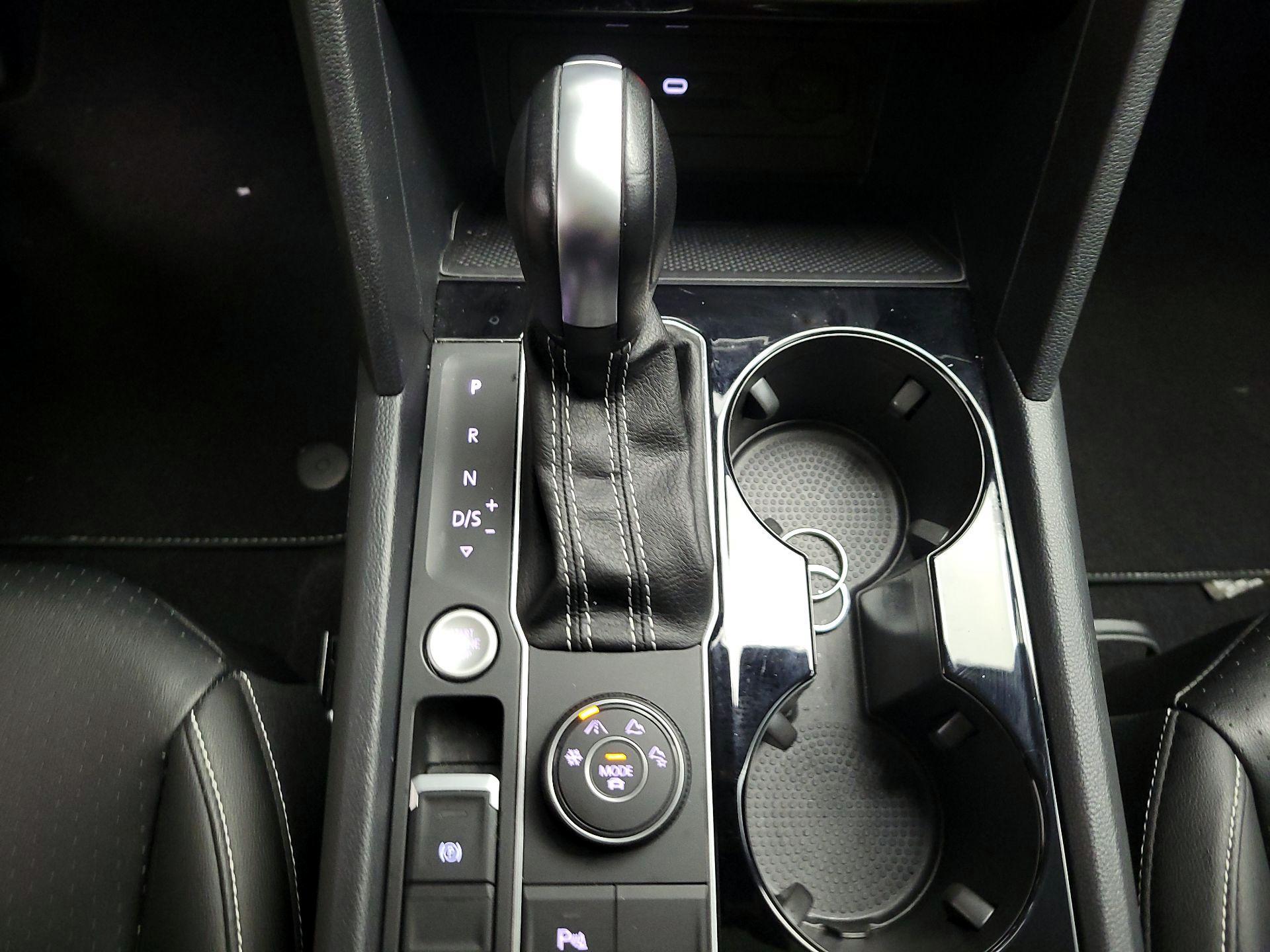 Thumbnail: 2023 Volkswagen Atlas - 17