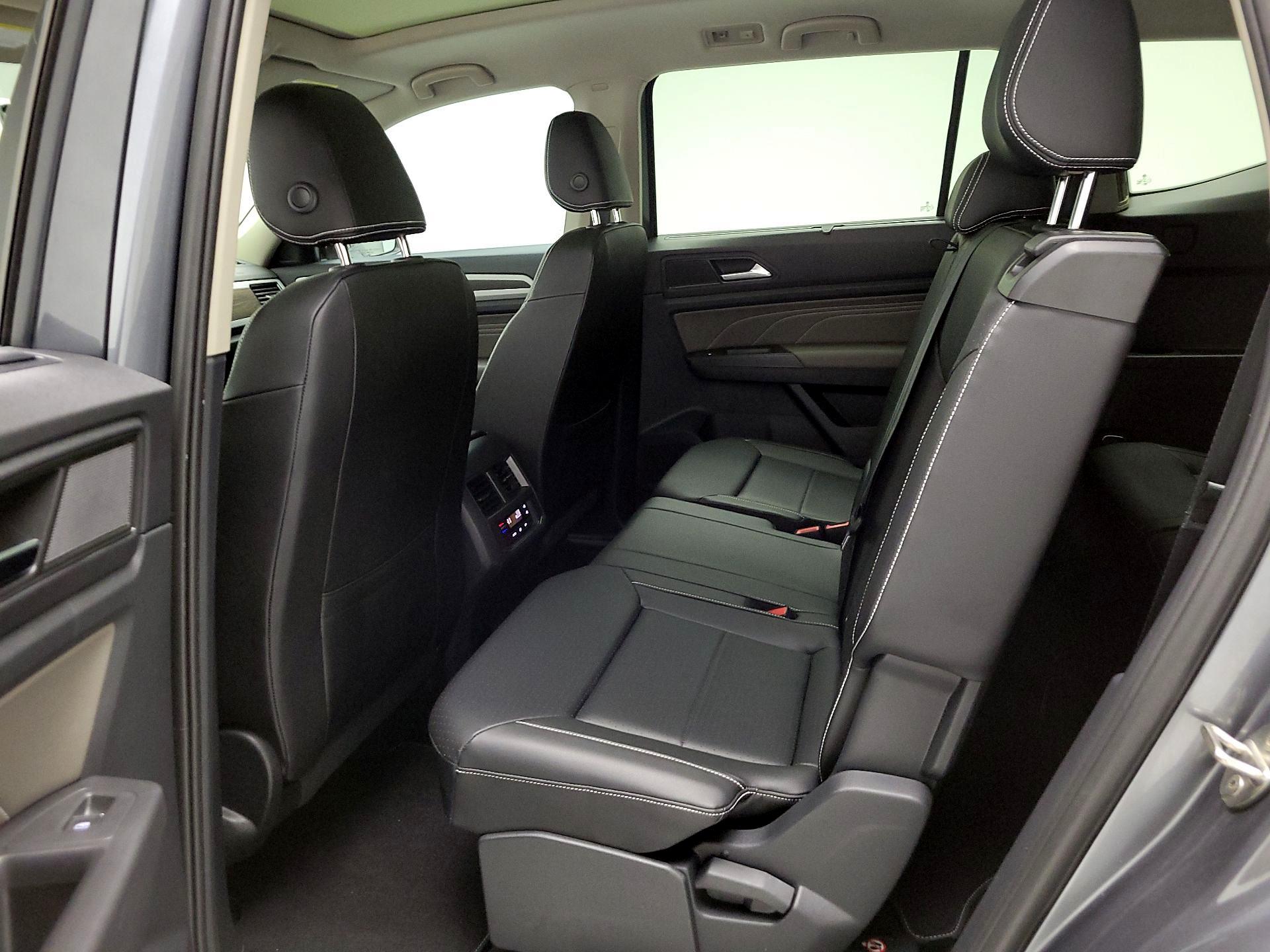 Thumbnail: 2023 Volkswagen Atlas - 19